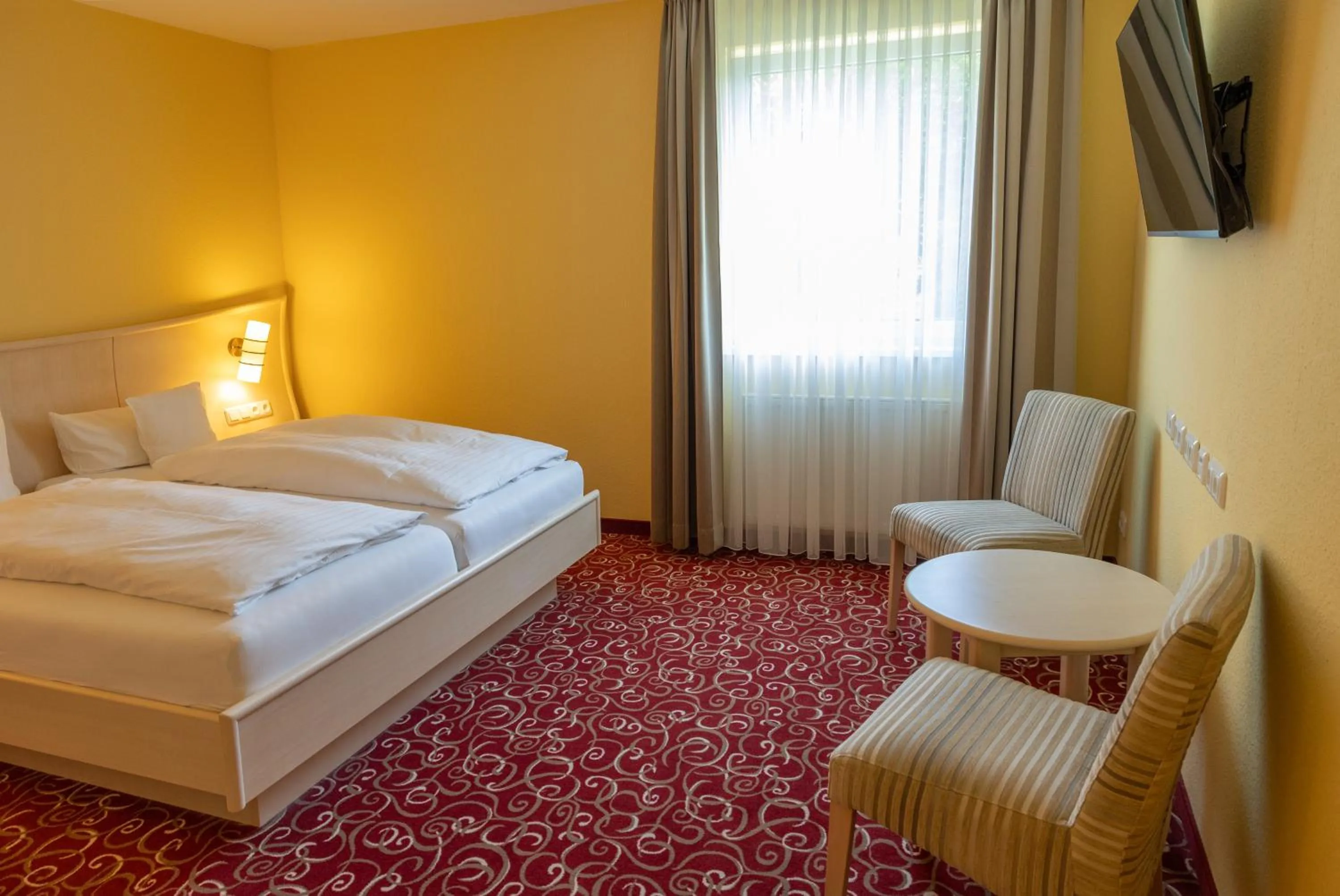 Bedroom, Bed in Waldhaus am See