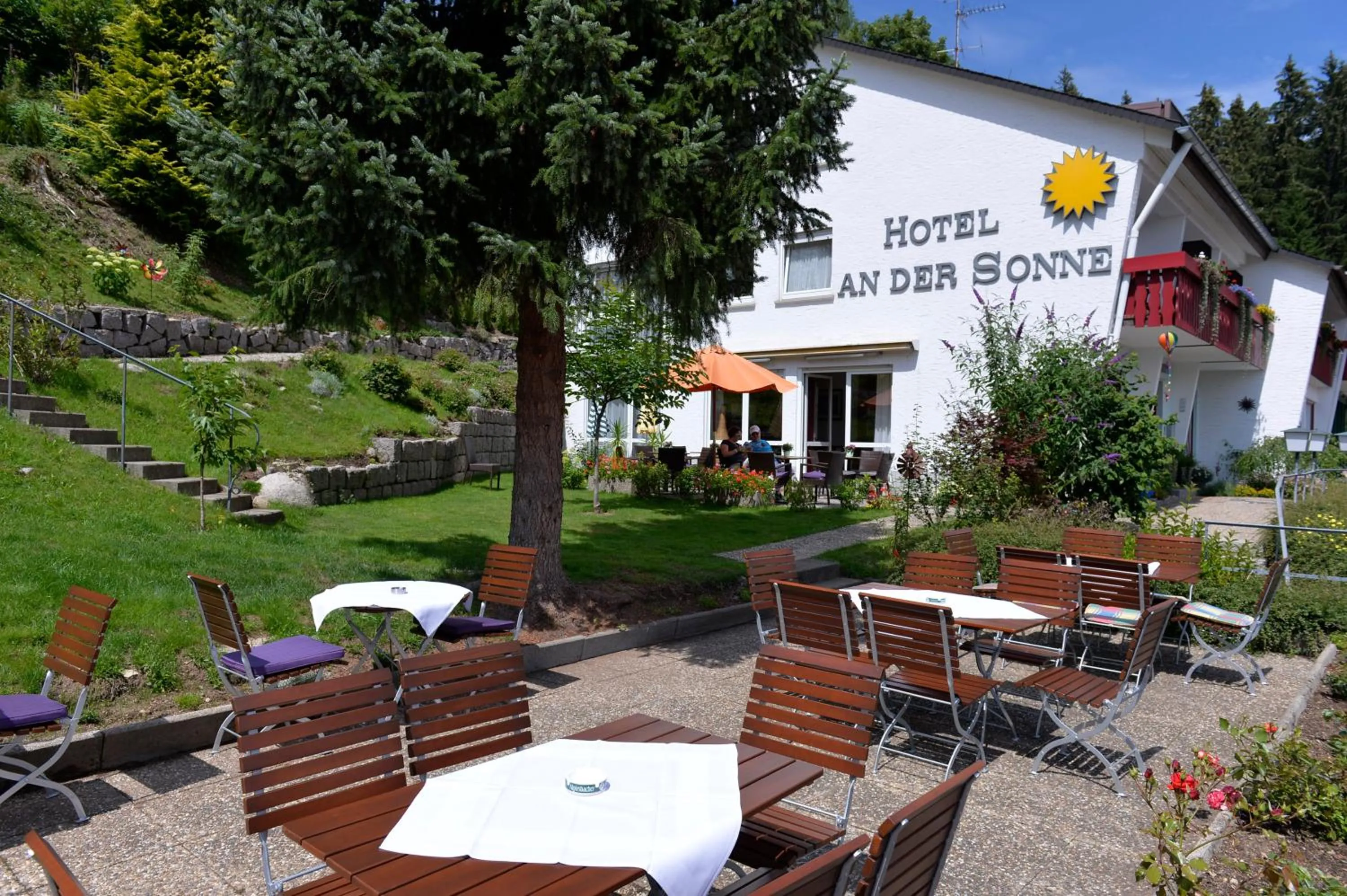 Patio in Hotel an der Sonne & Restaurant Zum Schneiger
