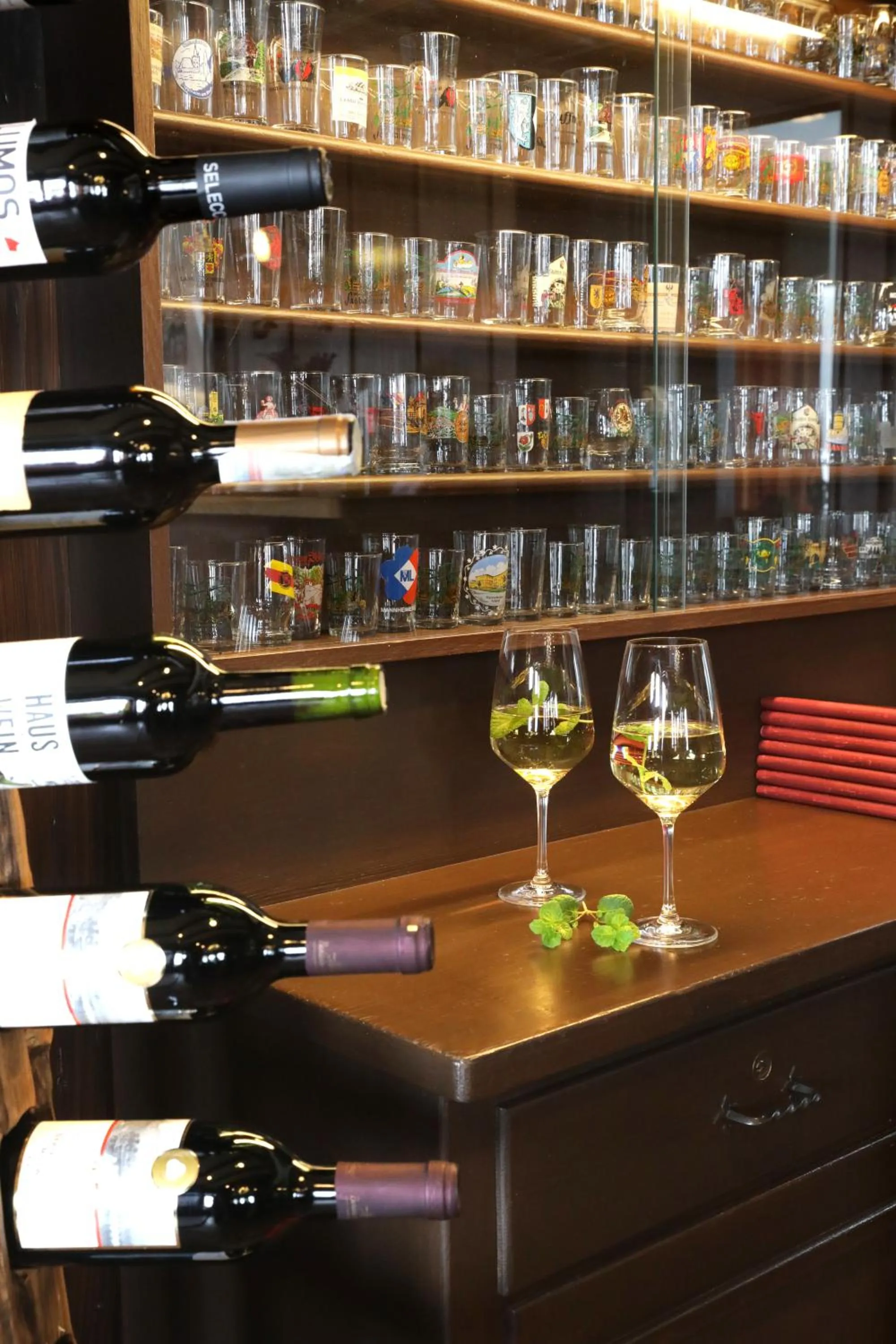 Restaurant/places to eat in Hotel an der Sonne & Restaurant Zum Schneiger