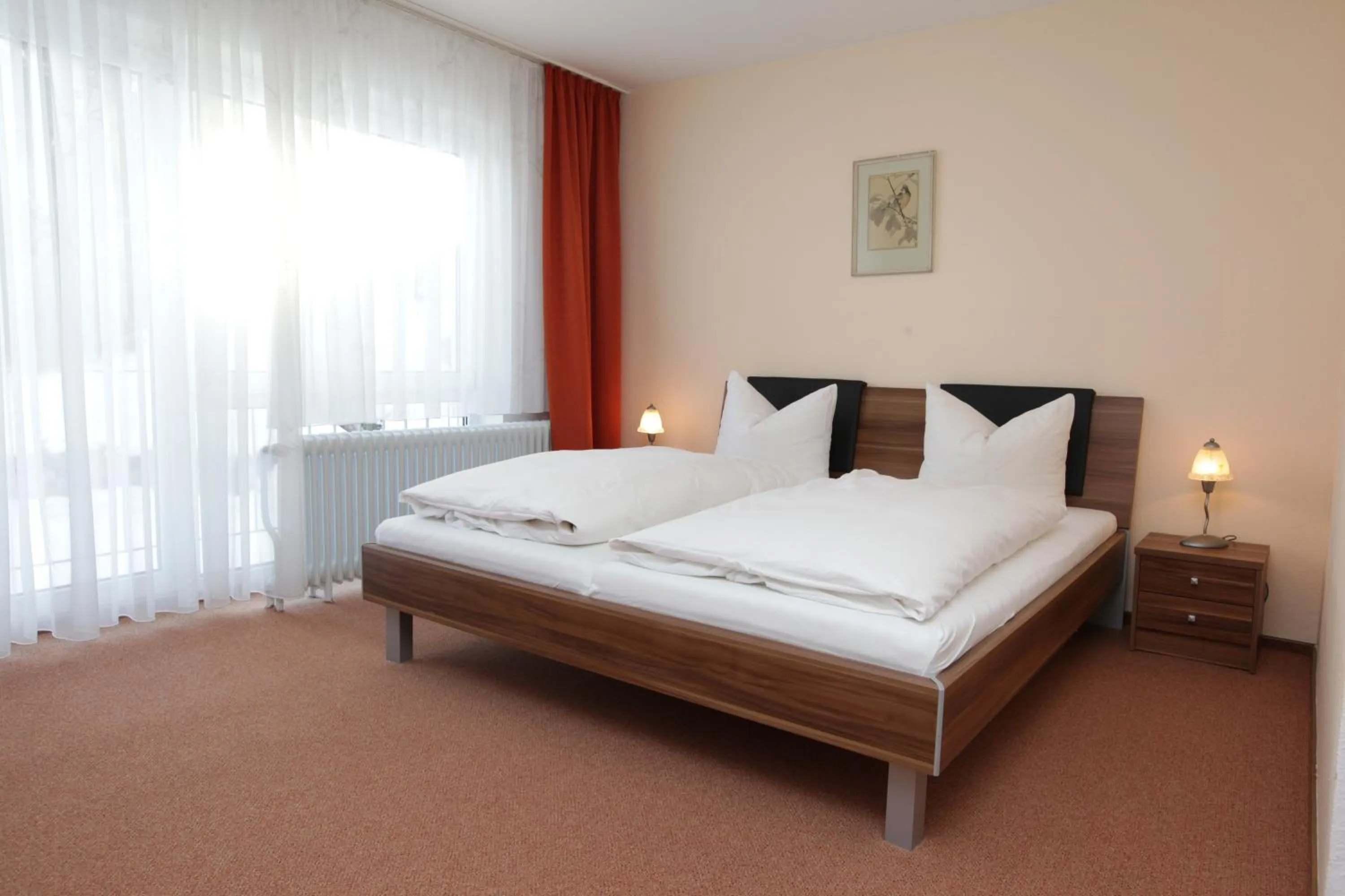 Bed in Hotel an der Sonne & Restaurant Zum Schneiger