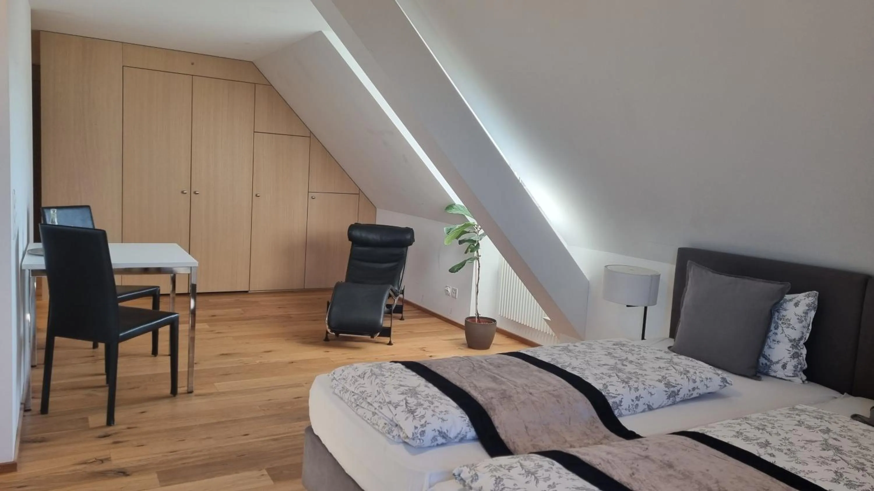 Bed in Hotel & Restaurant Schloss Schwandegg