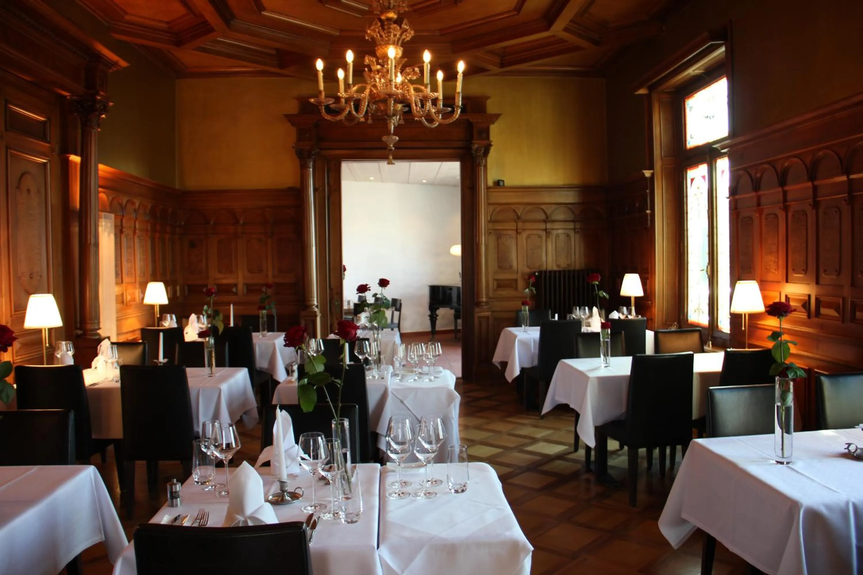 Restaurant/places to eat in Hotel & Restaurant Schloss Schwandegg