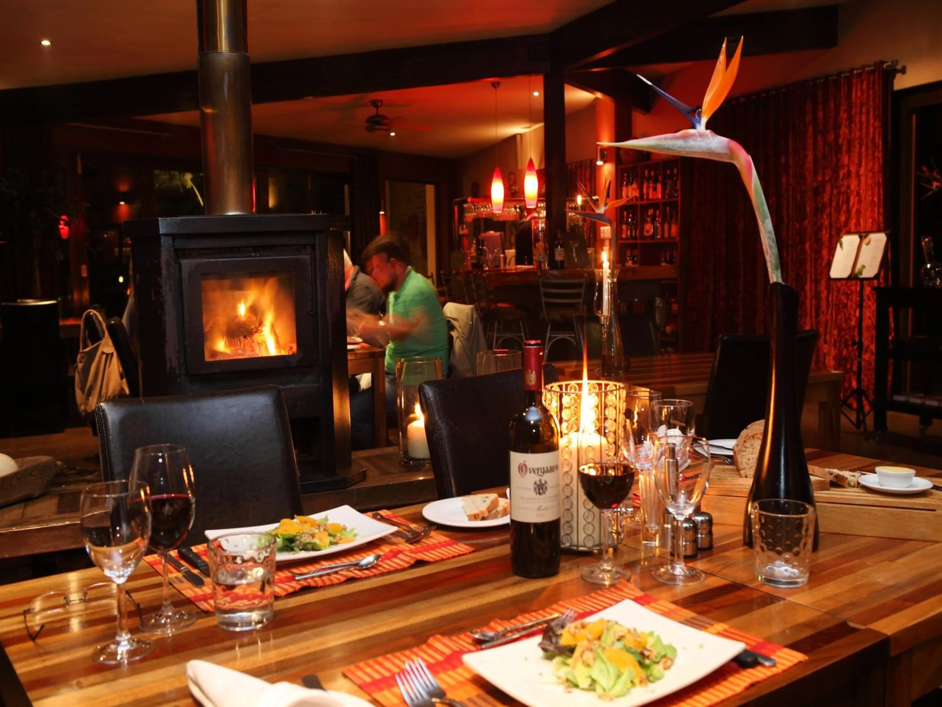 Restaurant/places to eat in Lily Pond Country Lodge