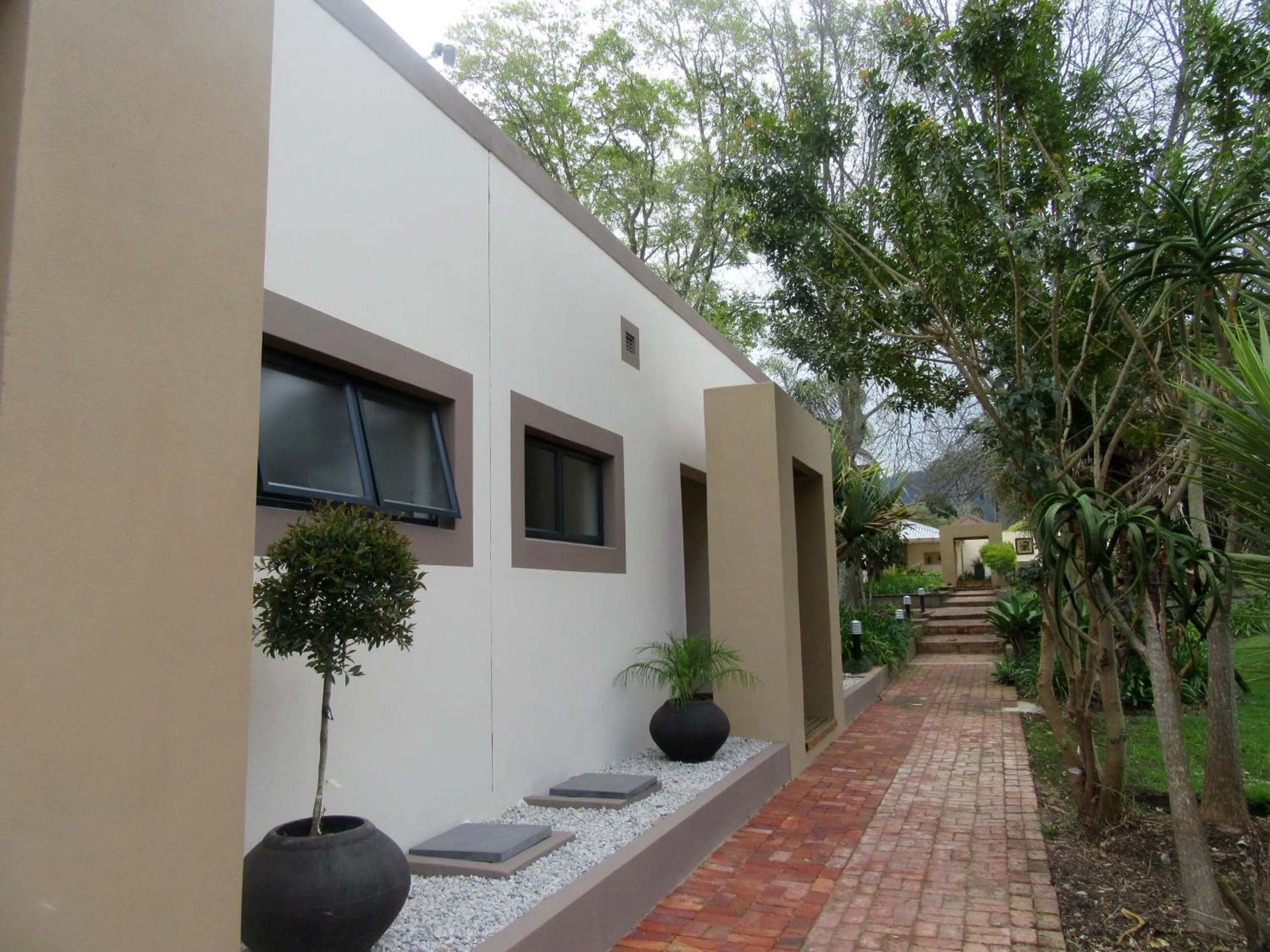 Property building in Lily Pond Country Lodge