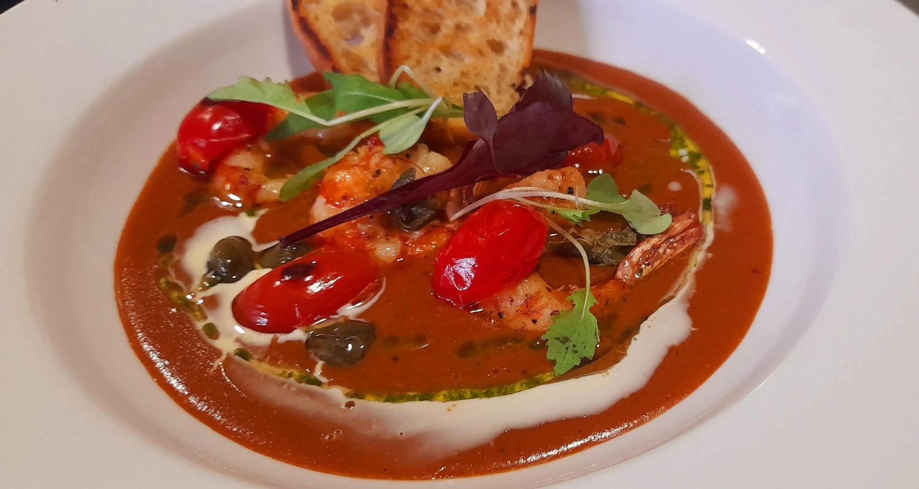 Restaurant/places to eat in Lily Pond Country Lodge