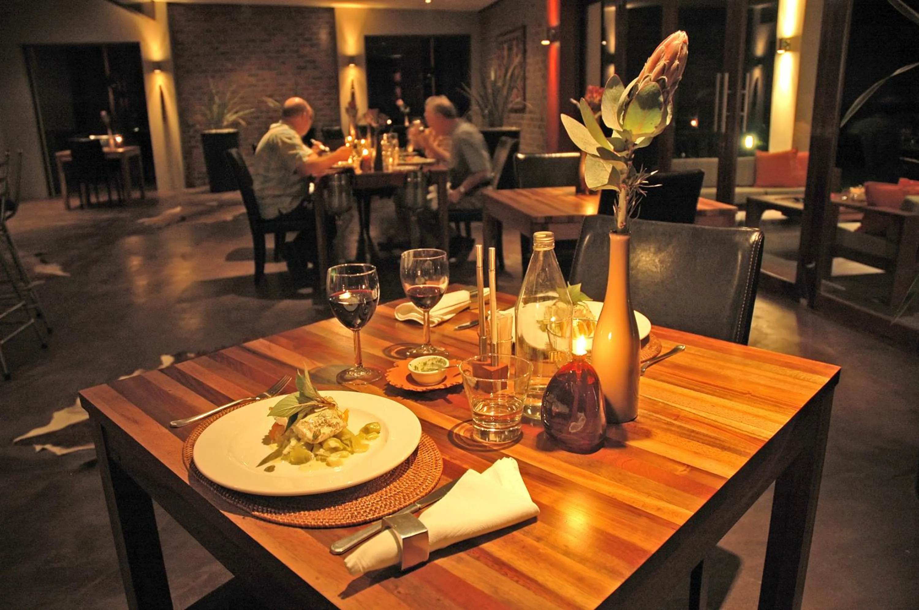 Restaurant/places to eat in Lily Pond Country Lodge