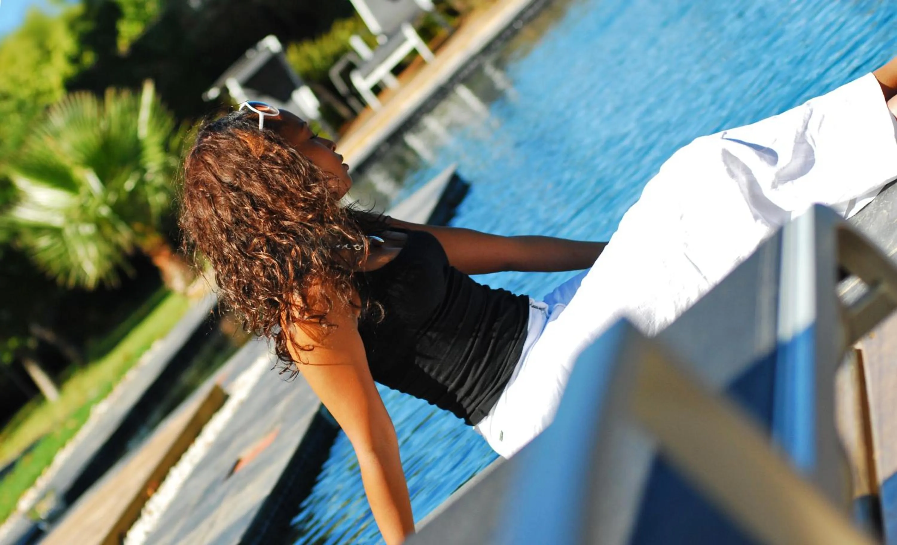 Day in Lily Pond Country Lodge