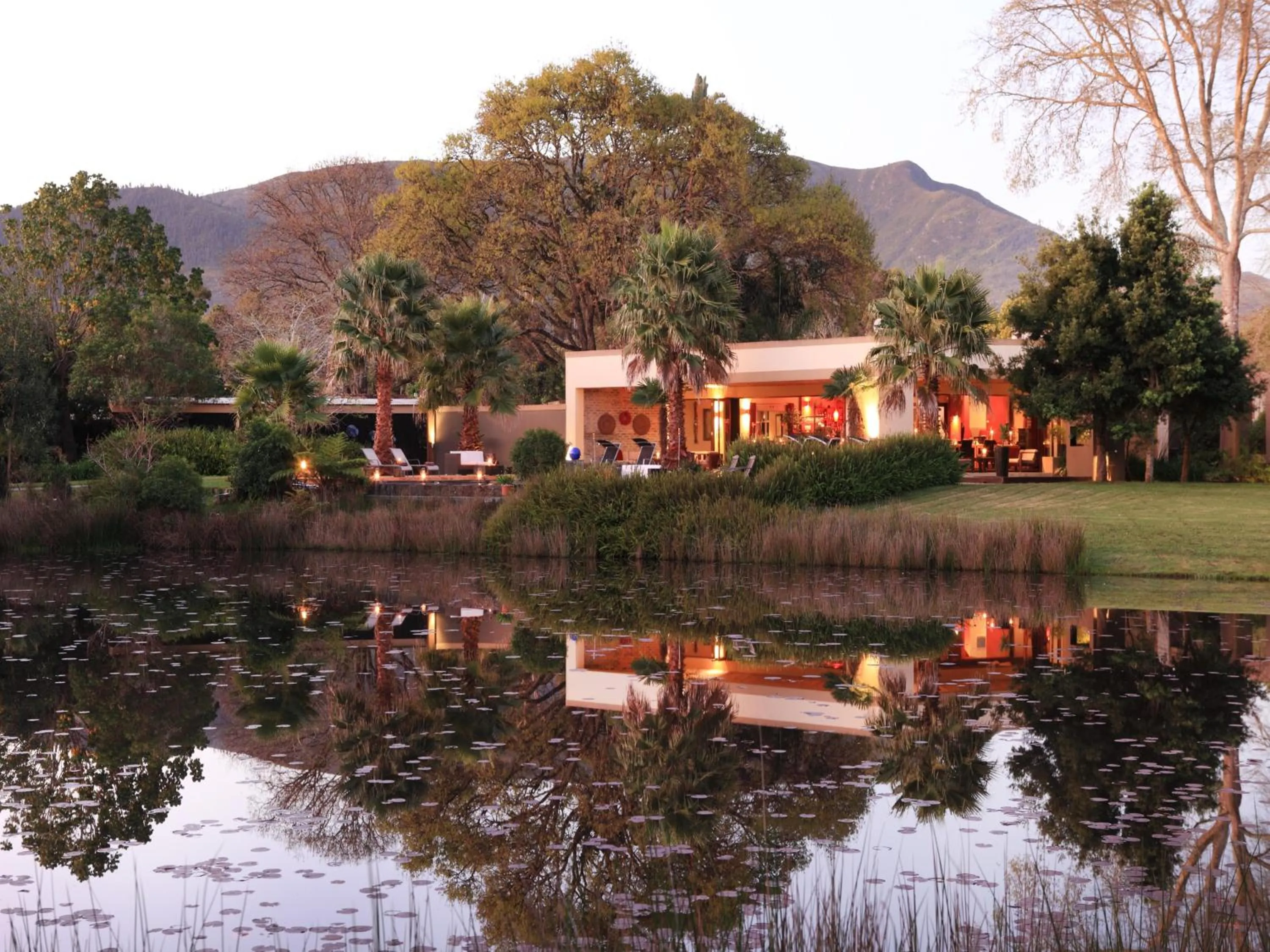 Day in Lily Pond Country Lodge