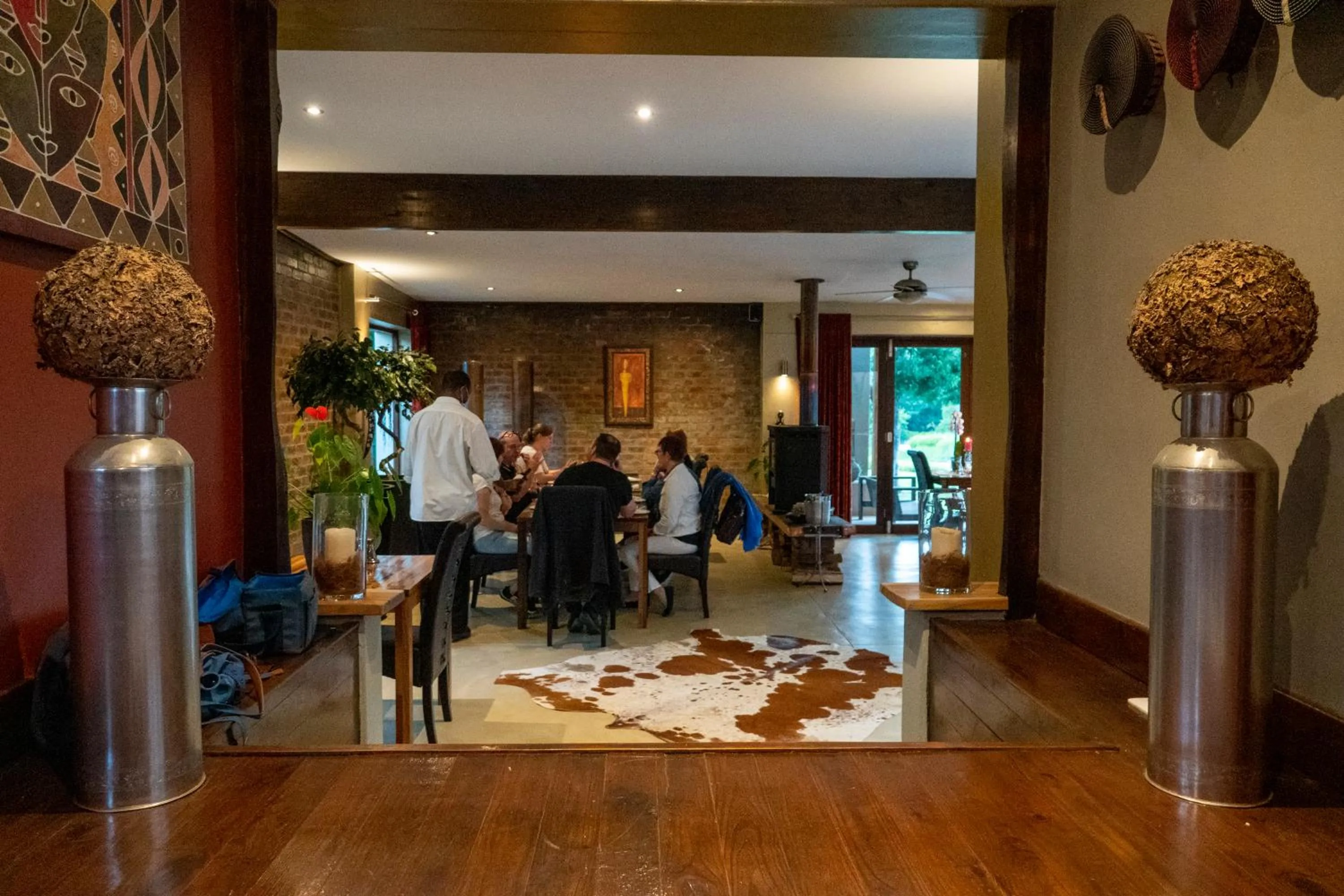 Restaurant/places to eat in Lily Pond Country Lodge