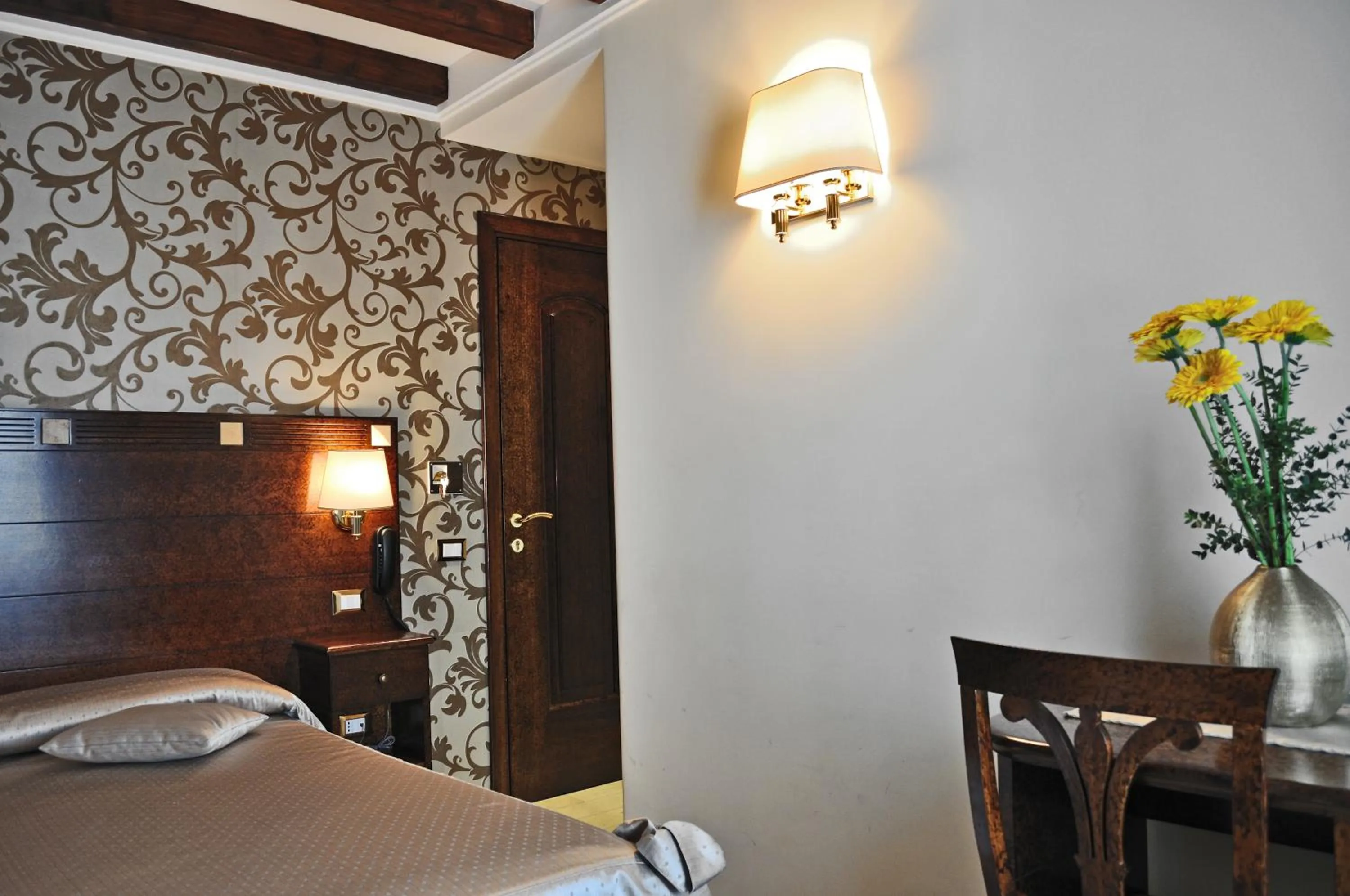 Photo of the whole room, Bed in Al Casaletto Hotel