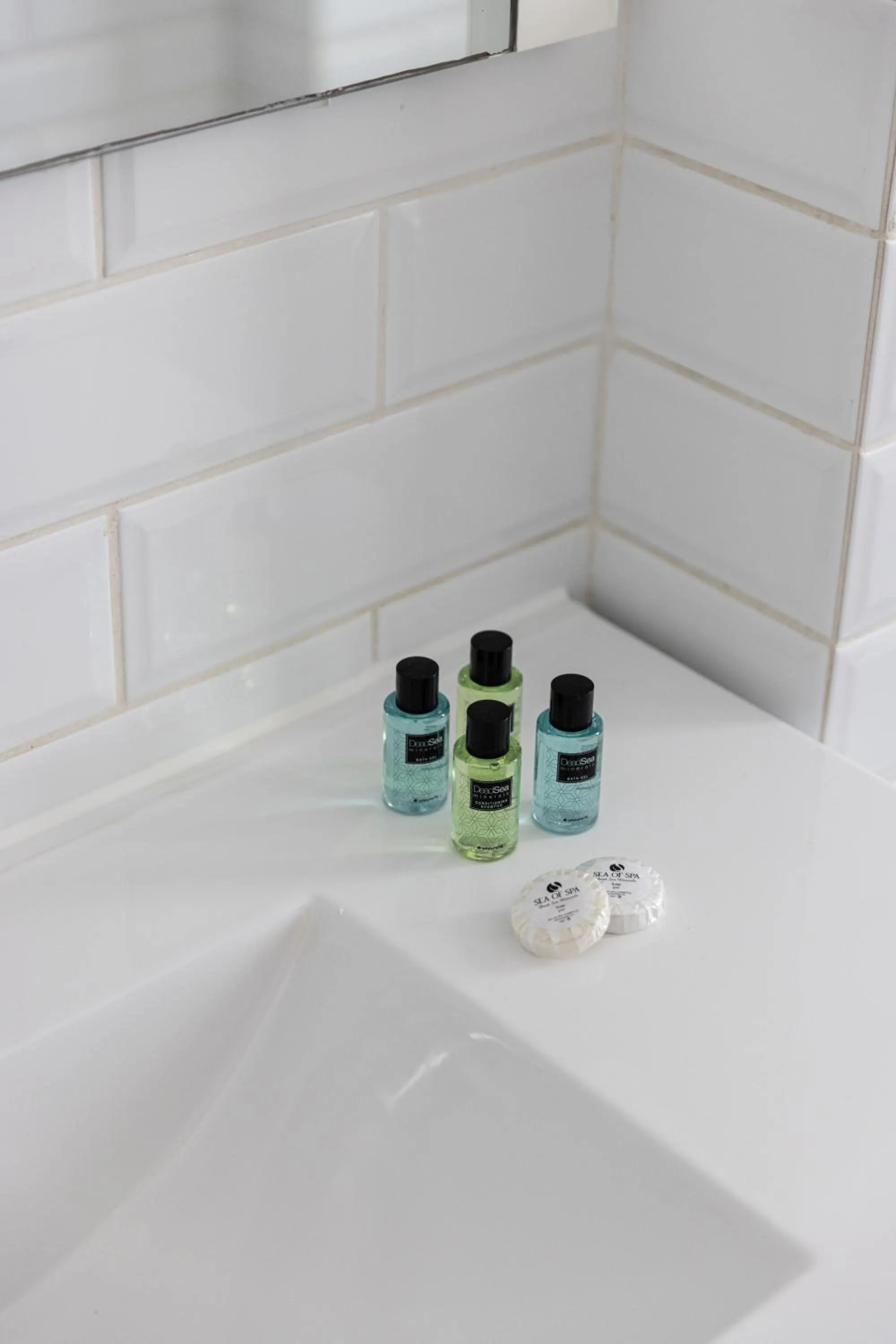 Bauhaus Boutique by TLV2RENT