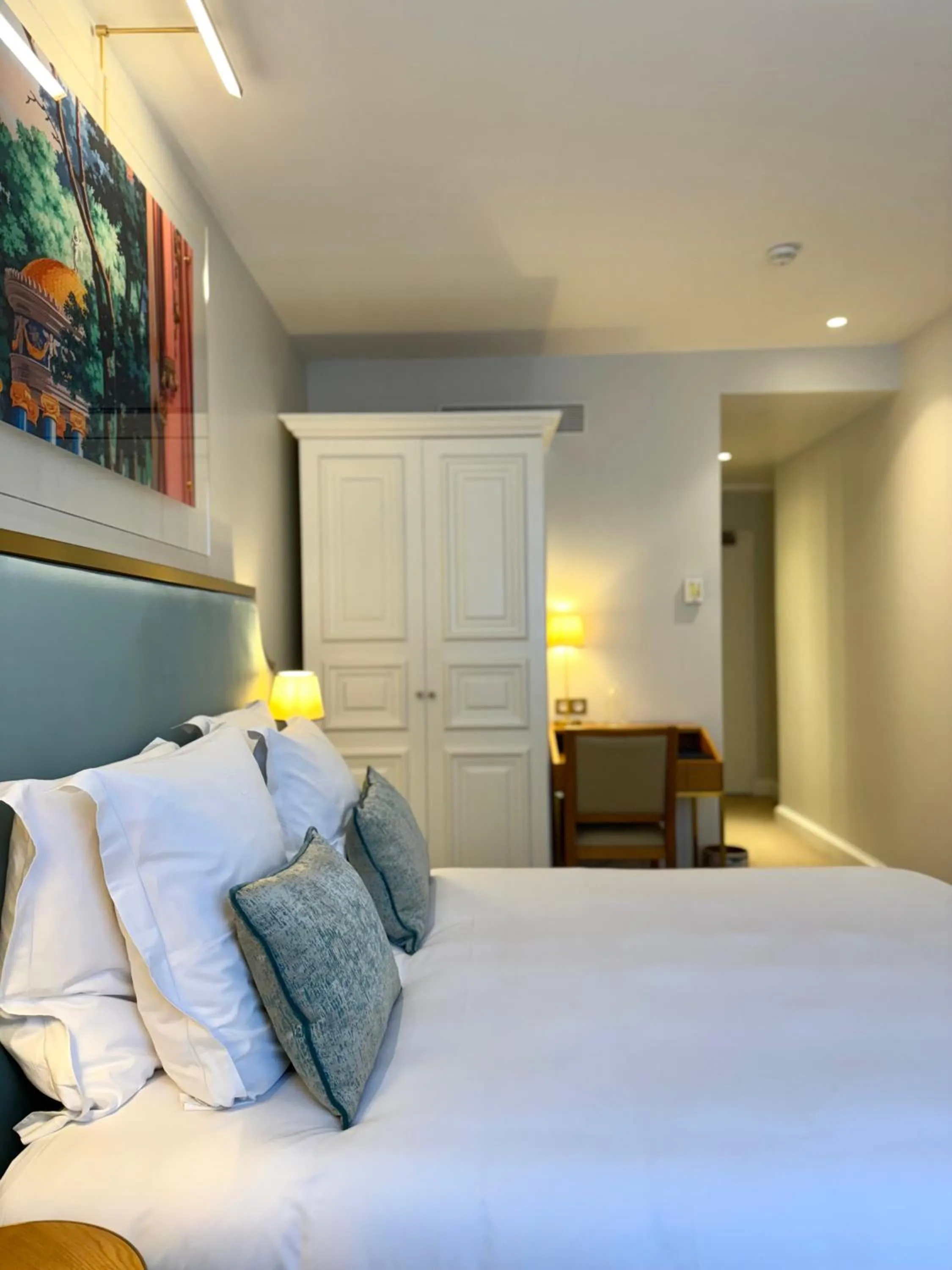 Bed in Hôtel Alfred Sommier