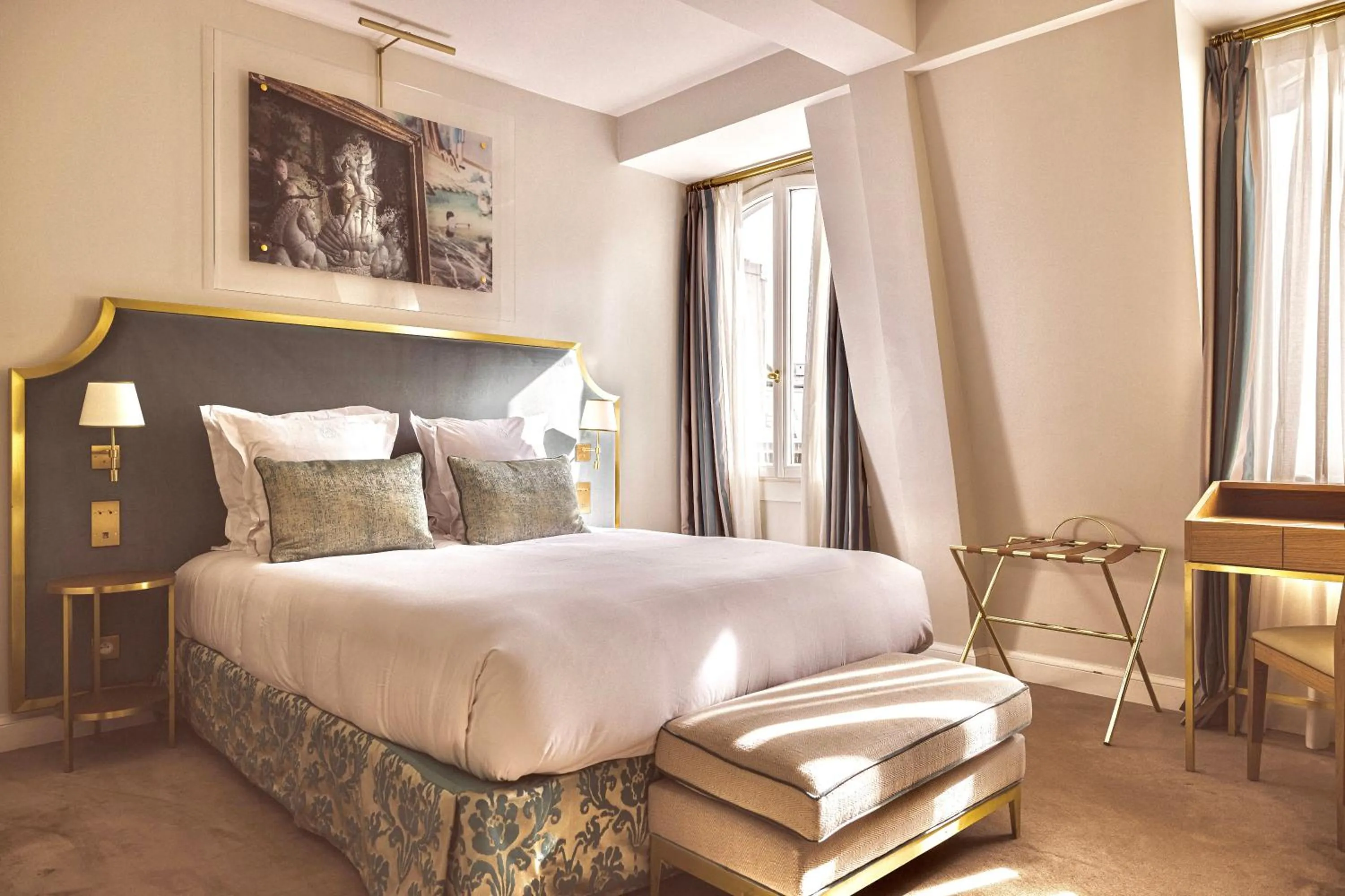 Bed in Hôtel Alfred Sommier