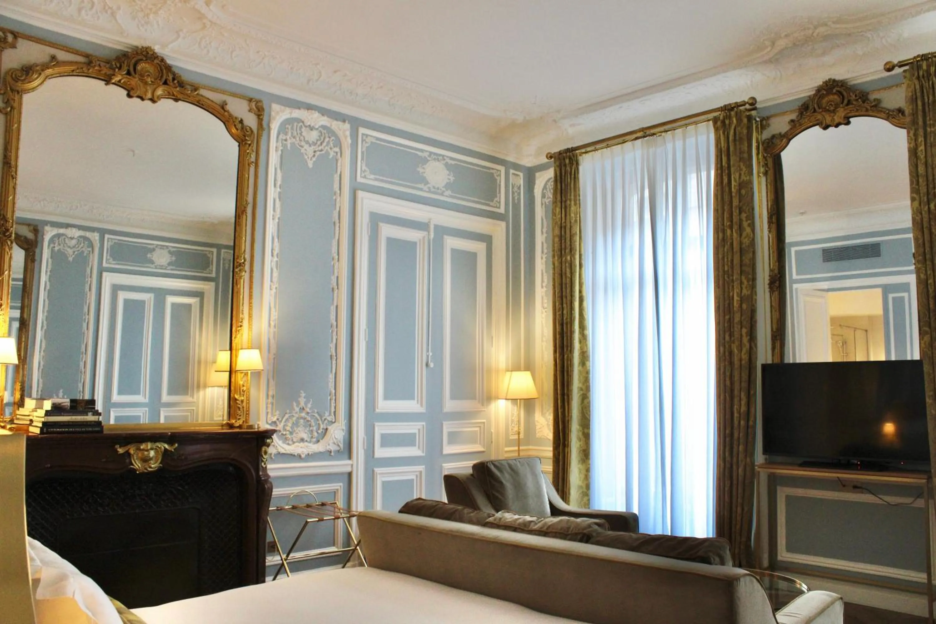 Bed in Hôtel Alfred Sommier