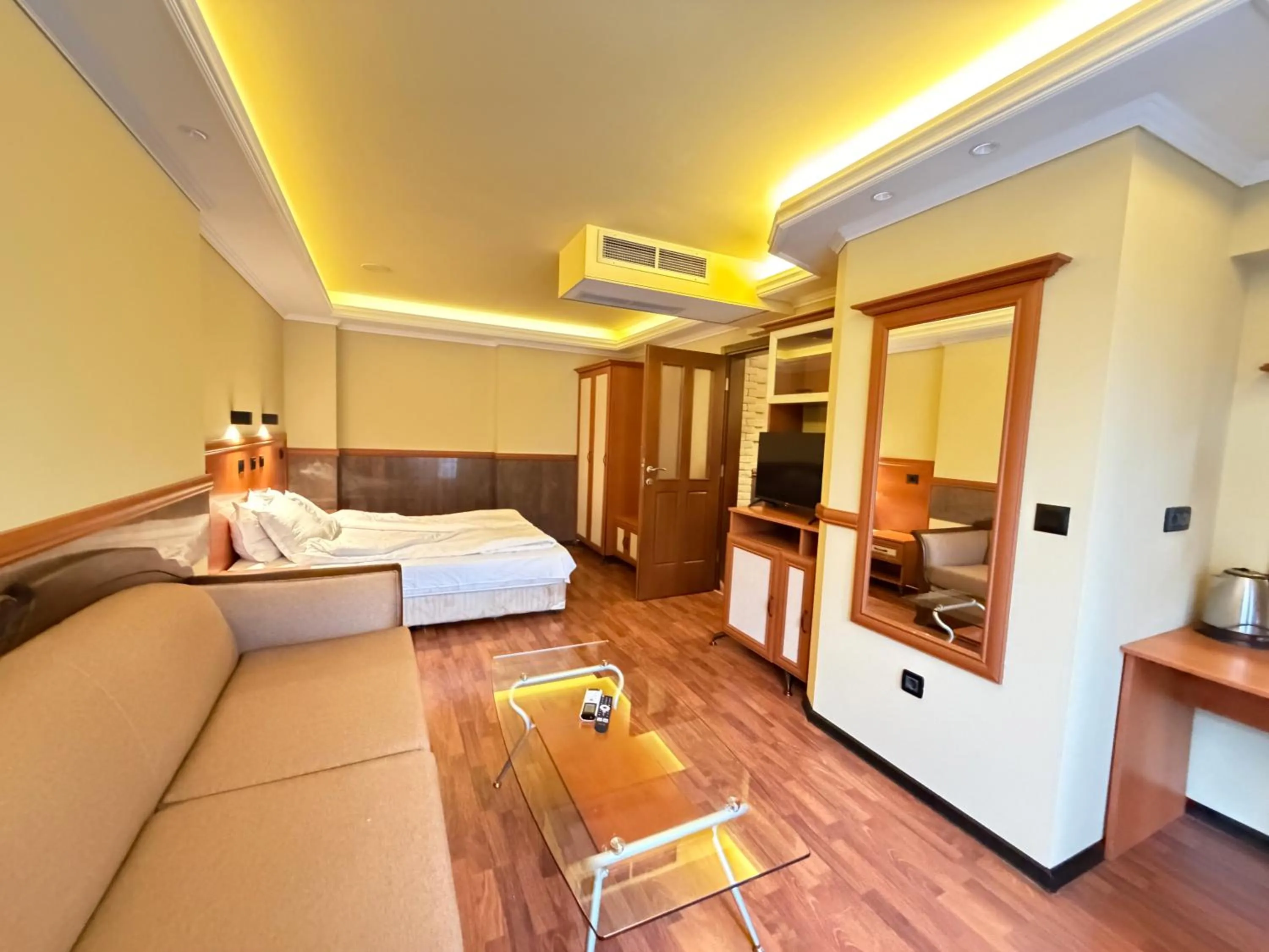 Bed in California Hotel