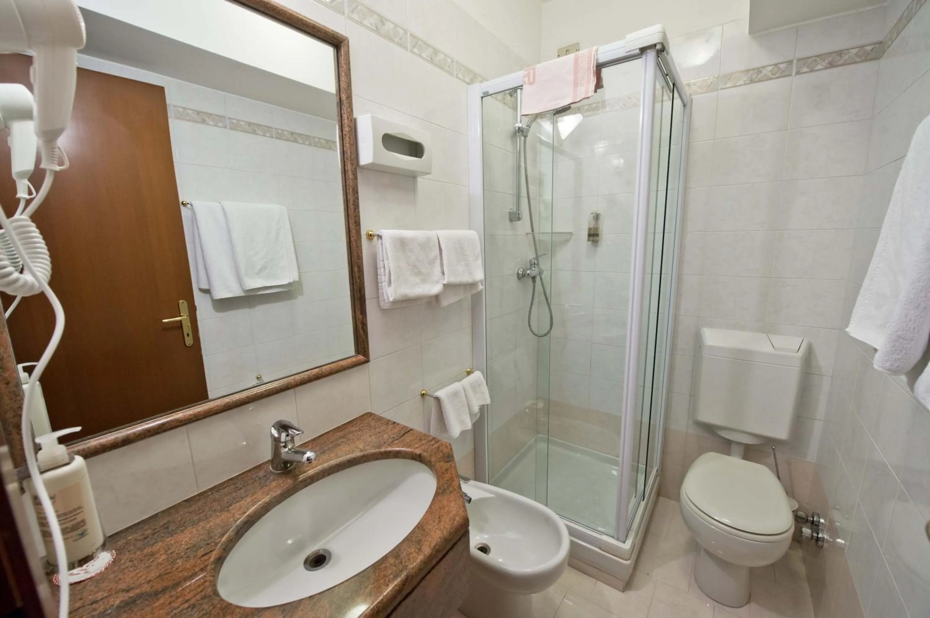 Bathroom in Hotel Rendez Vous