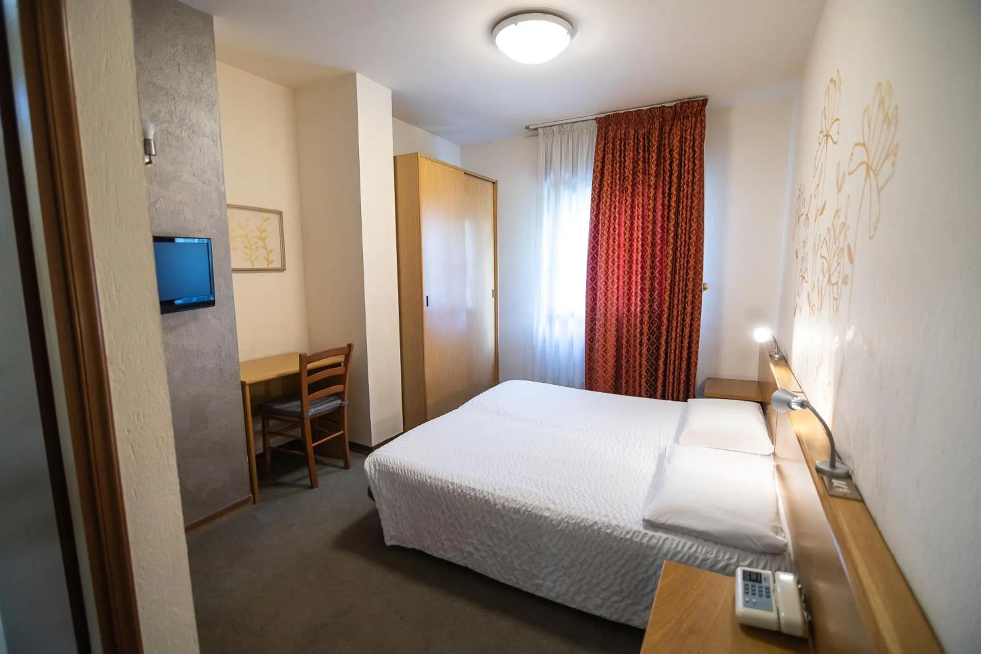 Bed in Hotel Rendez Vous