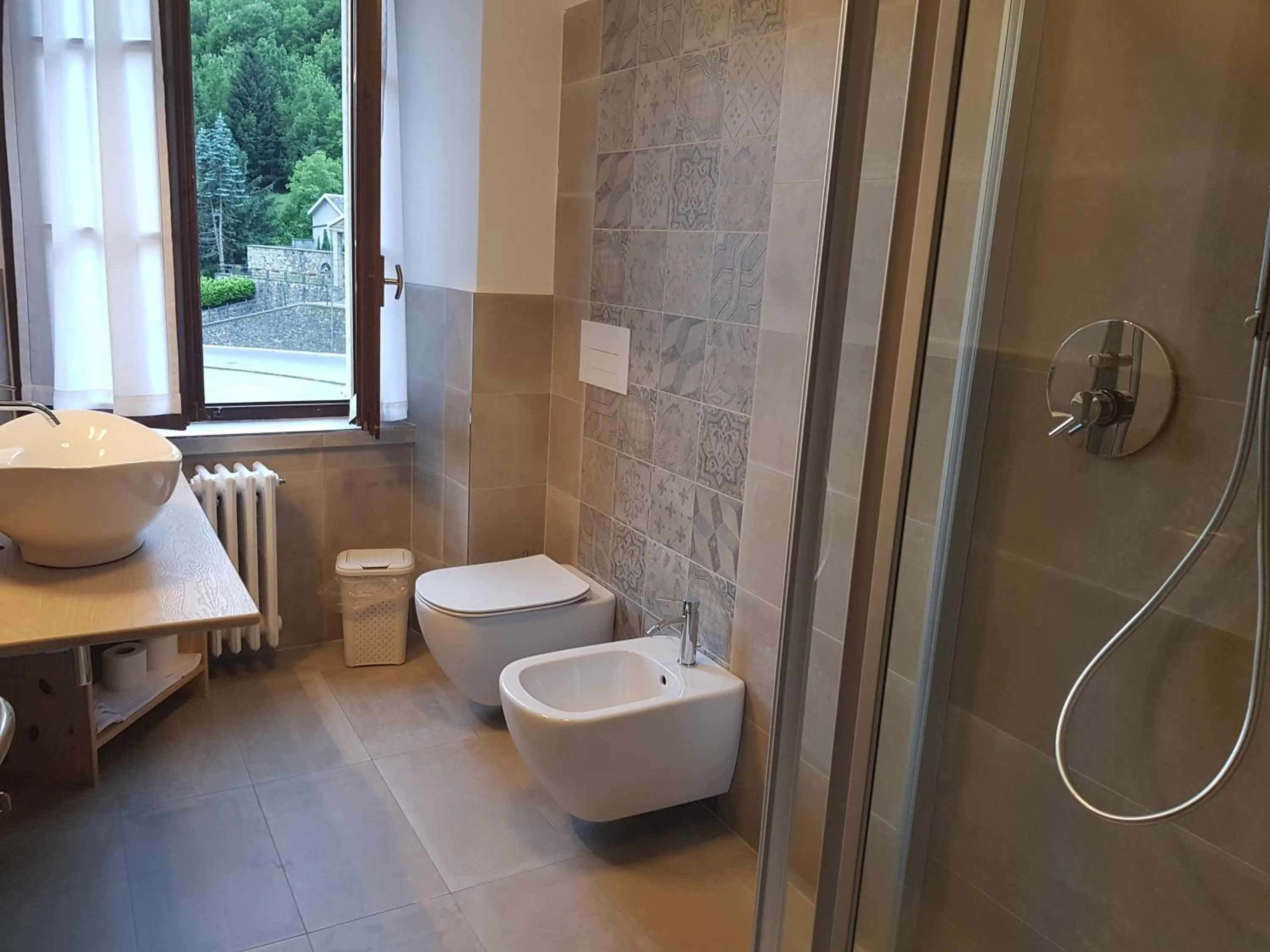 Bathroom in Hotel Pedretti