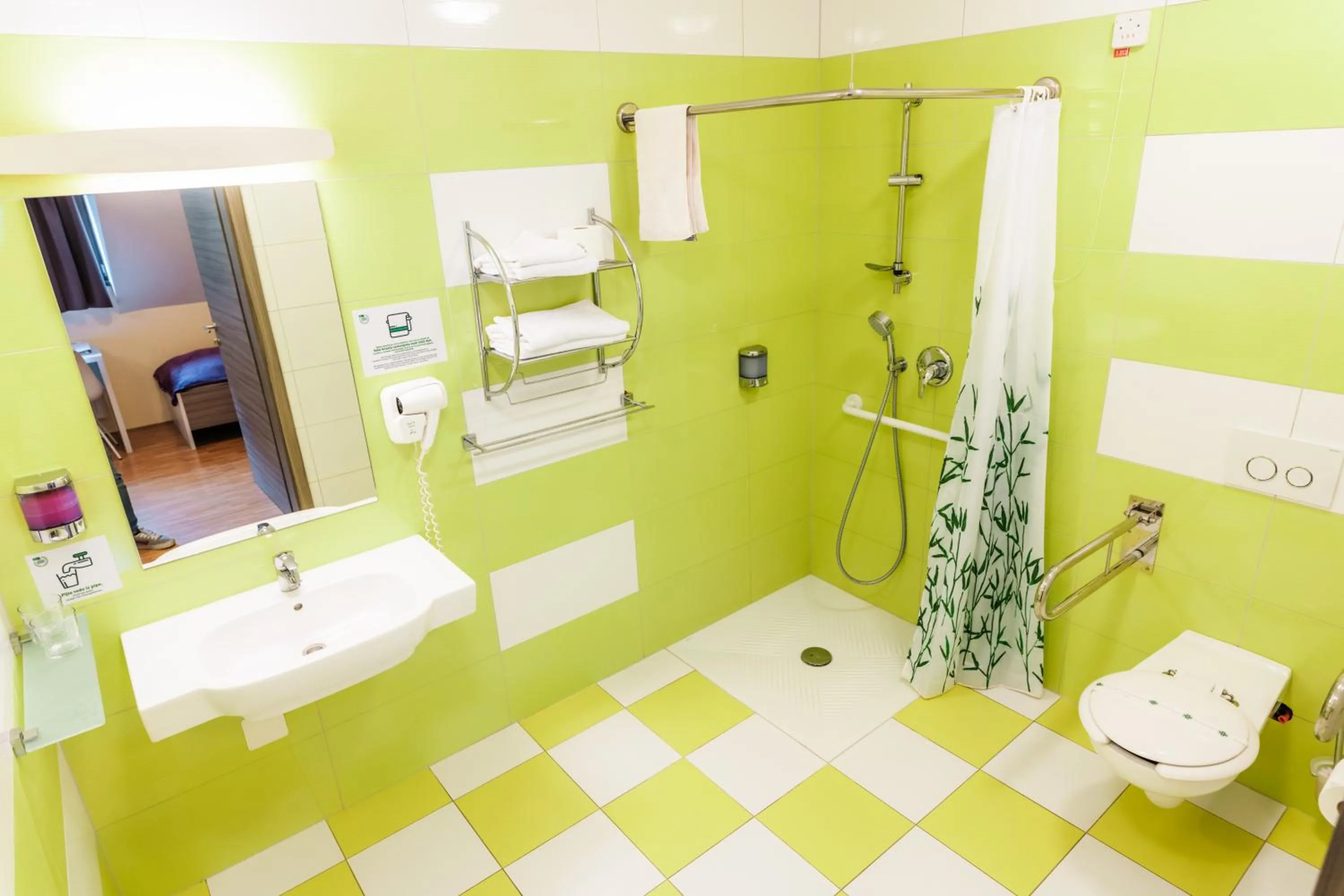 Bathroom in Dvorec Trebnik - SOBE