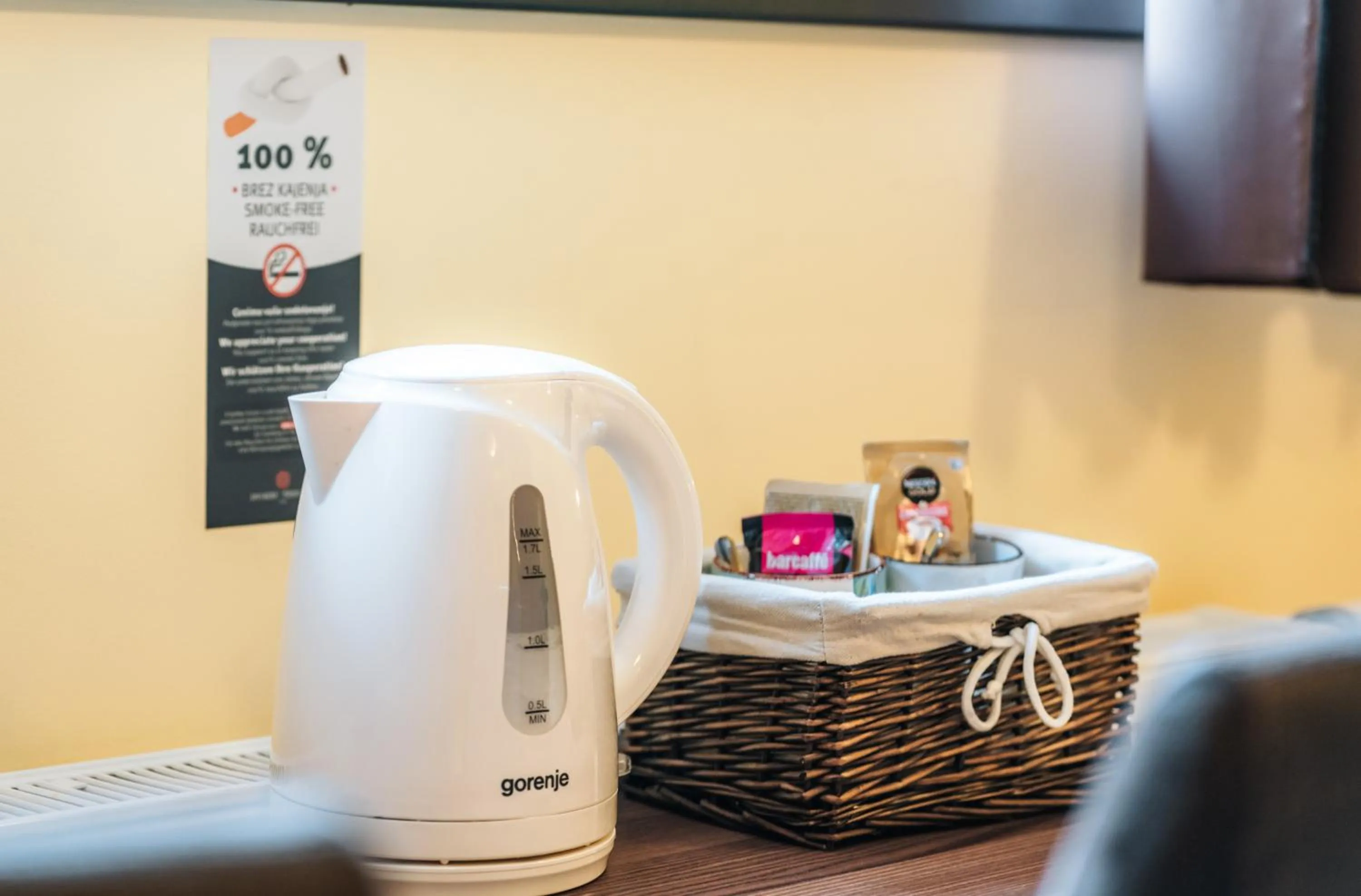 Coffee/tea facilities in Dvorec Trebnik - SOBE