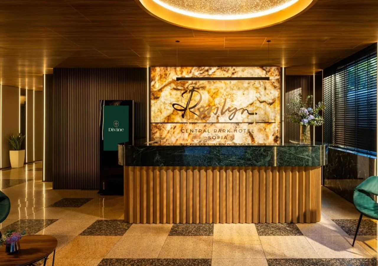 Lobby or reception in Rosslyn Central Park Hotel Sofia