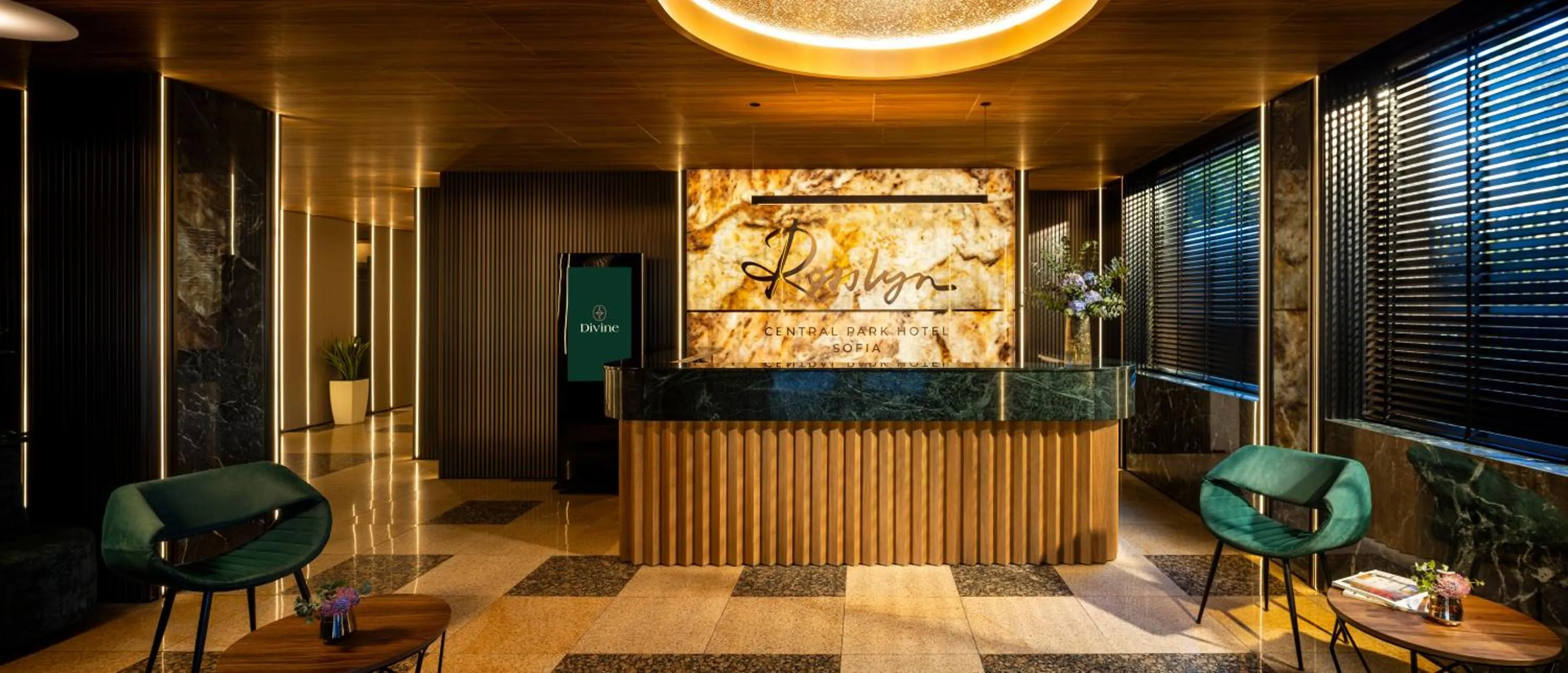 Lobby or reception in Rosslyn Central Park Hotel Sofia