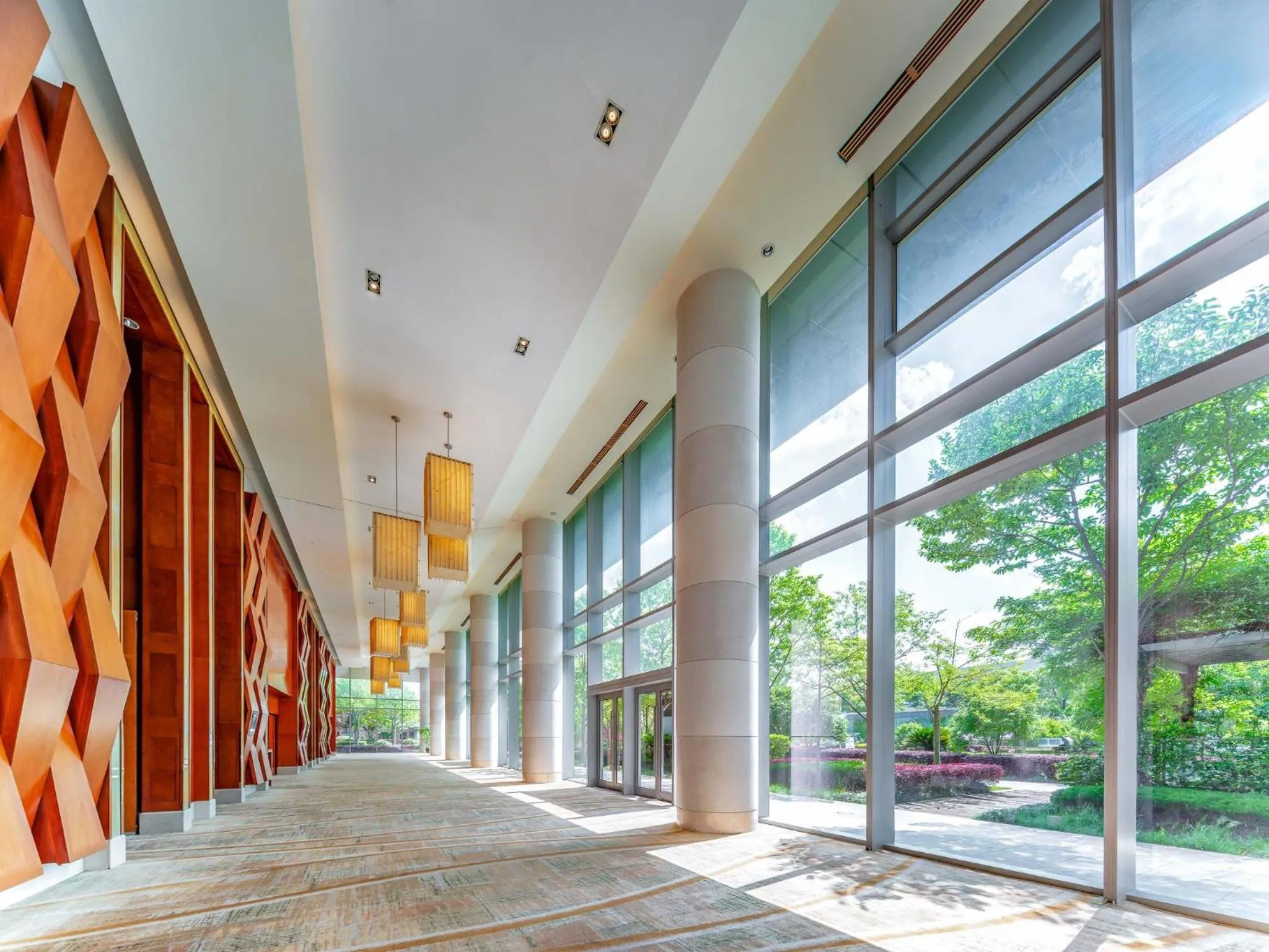 Meeting/conference room in Holiday Inn Shanghai Pudong Kangqiao by IHG - Free shuttle bus to Disney land, Ins Swimming Pool