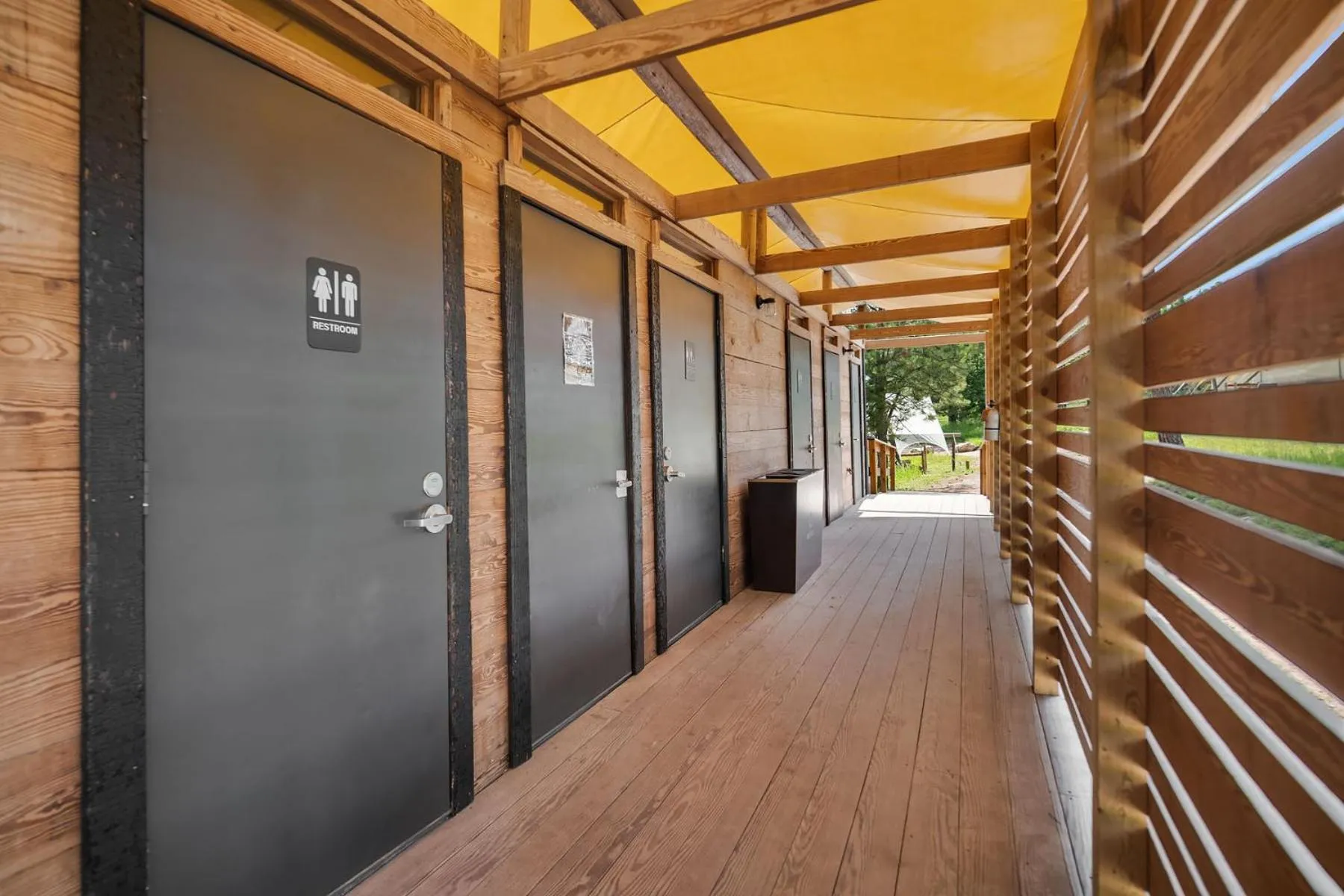 Bathroom in Under Canvas Mount Rushmore