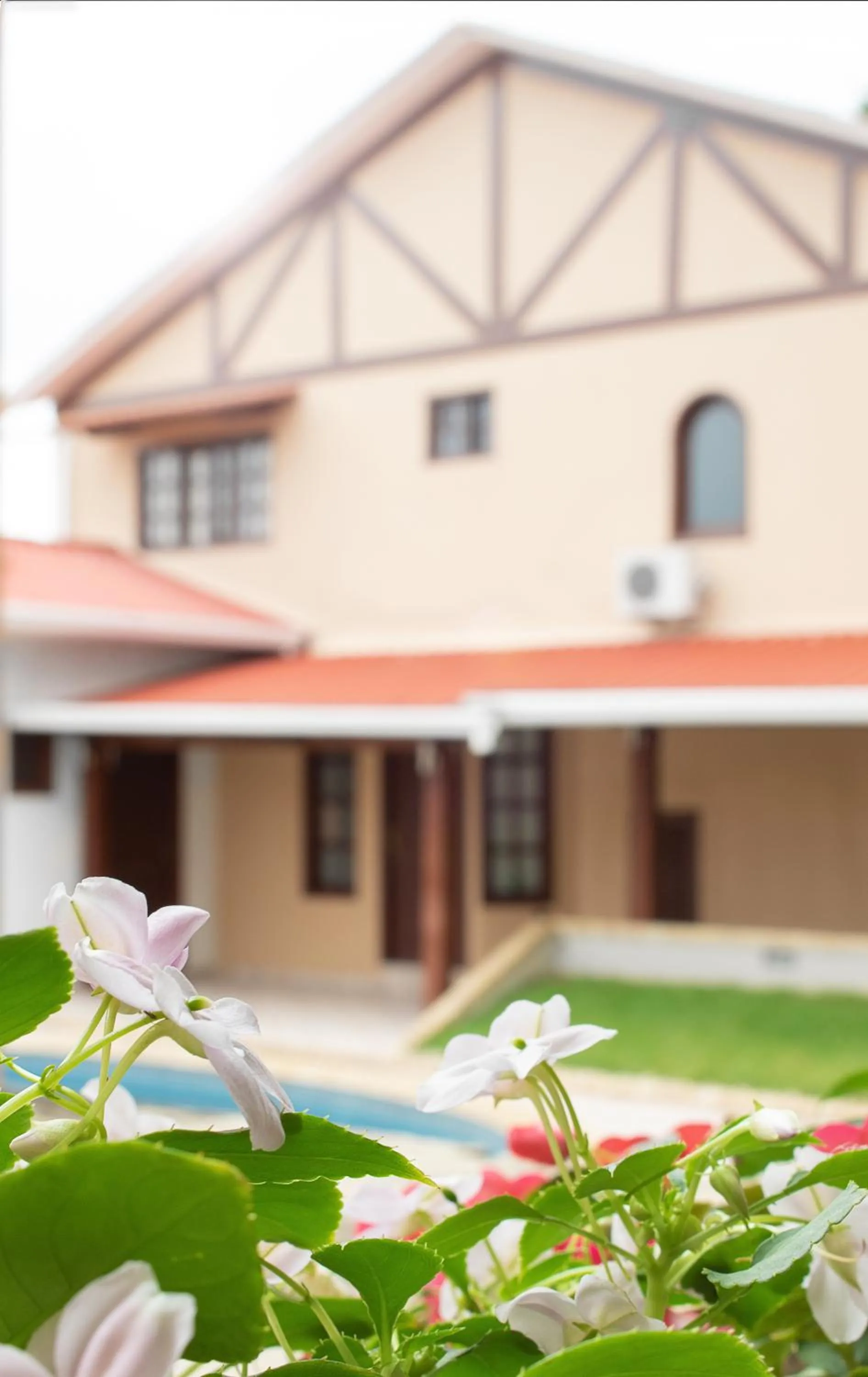 Facade/entrance in Hotel By Armonía Santa Cruz