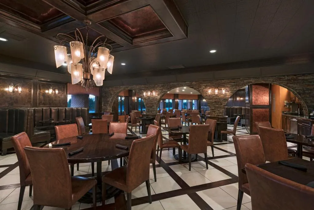 Restaurant/places to eat in Stevens Inn a Howard Johnson by Wyndham