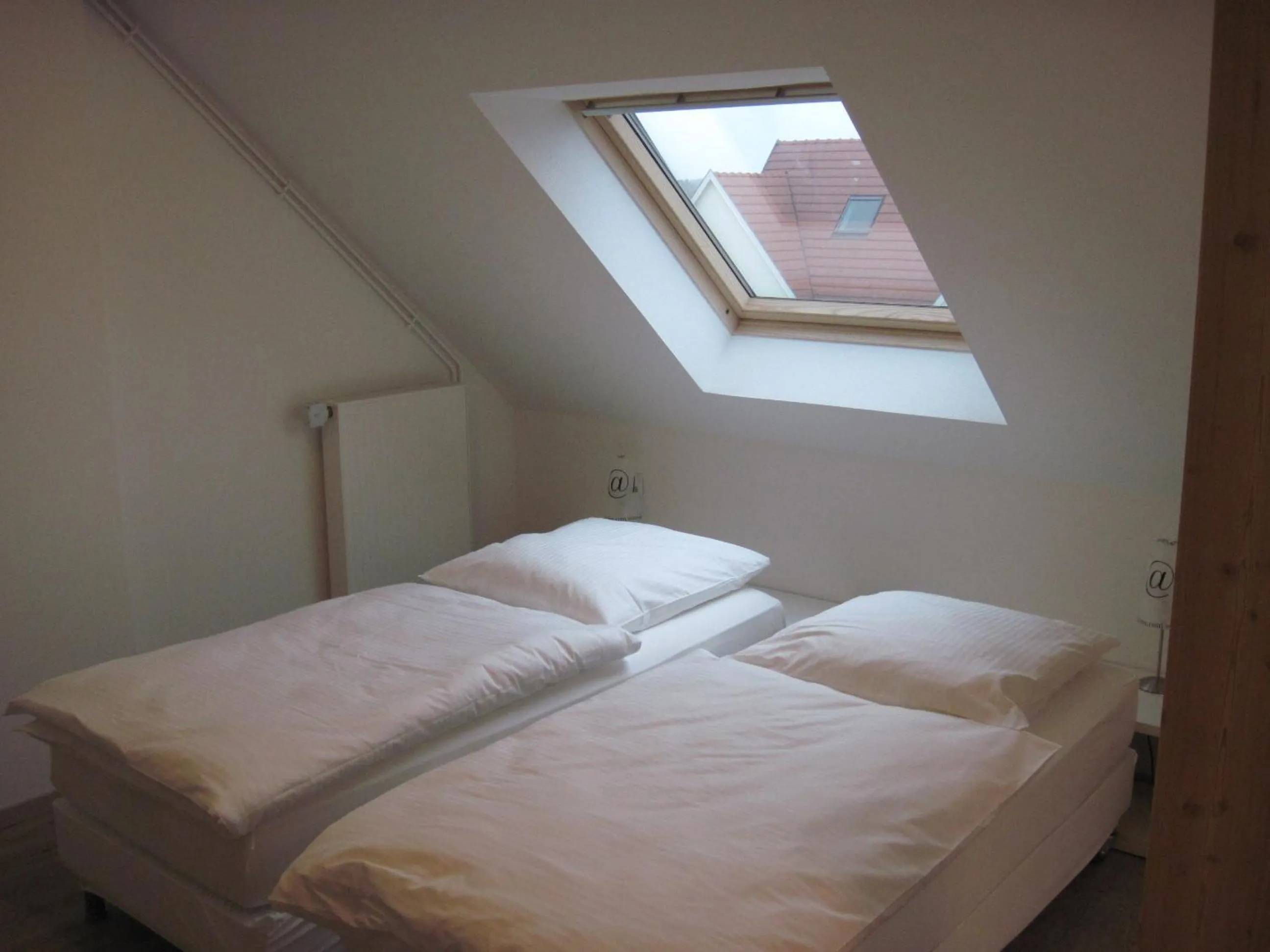 Photo of the whole room, Bed in Hôtel Des Bois