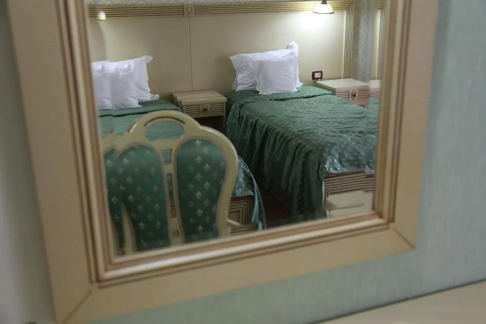 Bed in Hotel Majestic City Center