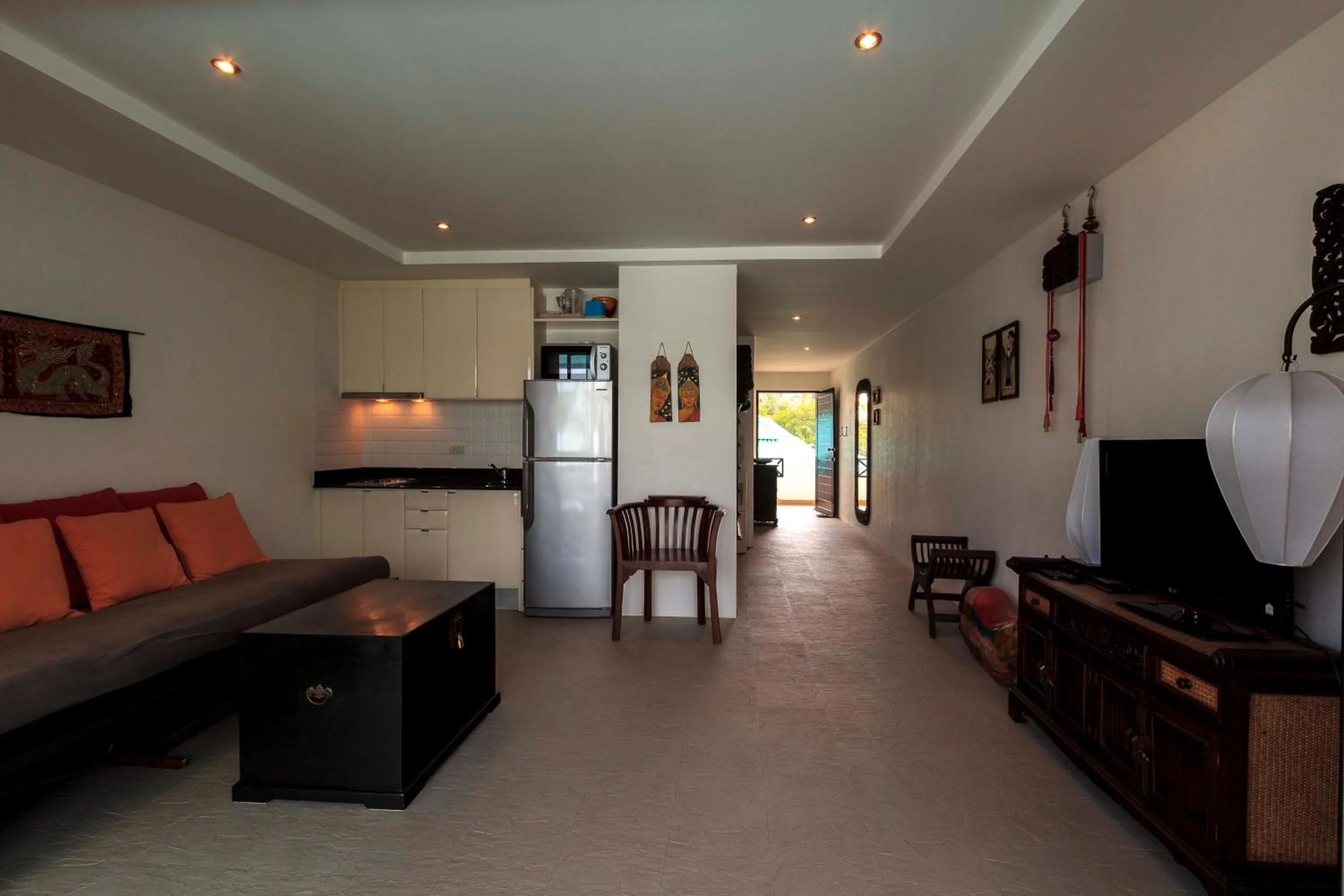 TV and multimedia in Sai Naam Lanta Residence SHA Plus