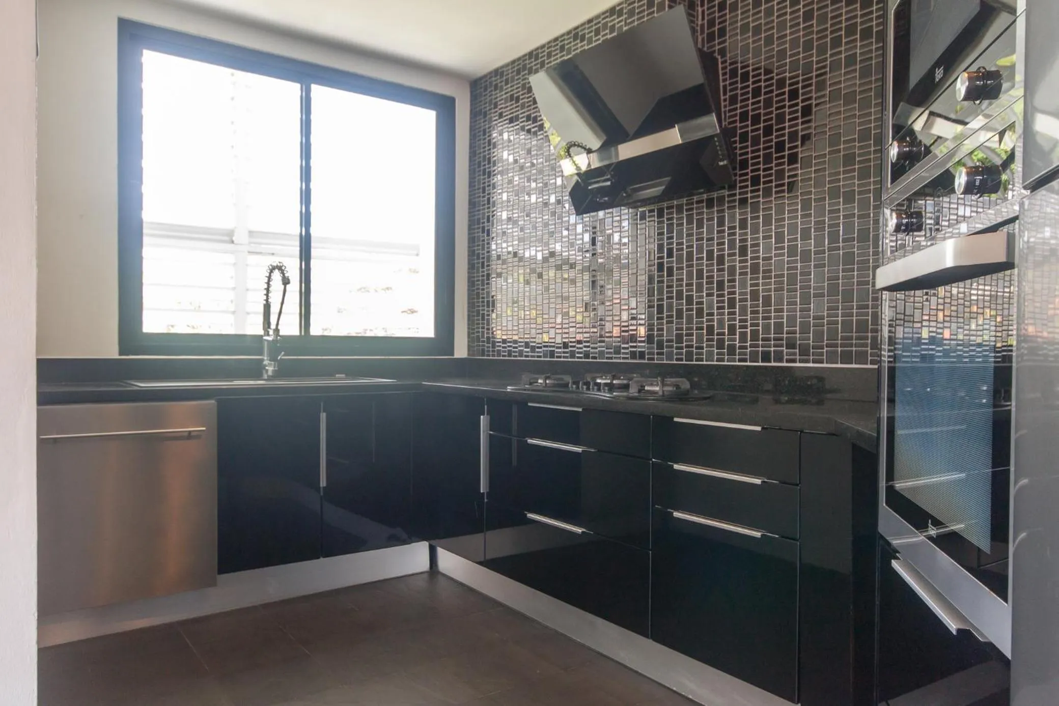 Kitchen or kitchenette in Sai Naam Lanta Residence SHA Plus