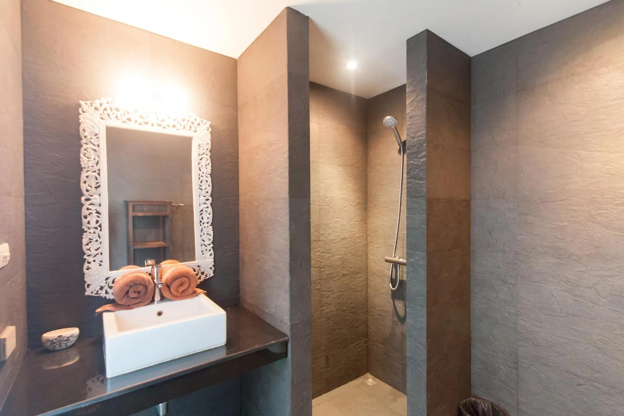 Bathroom in Sai Naam Lanta Residence SHA Plus