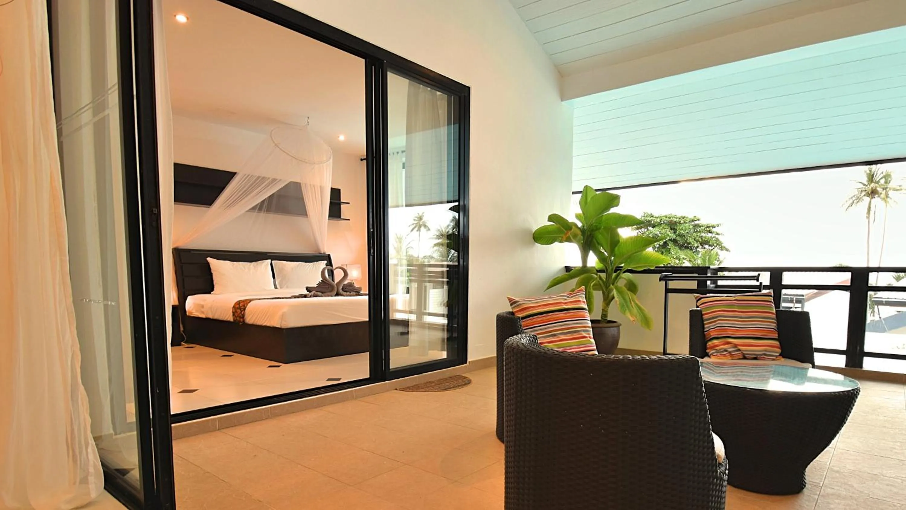 Balcony/Terrace, Bed in Sai Naam Lanta Residence SHA Plus