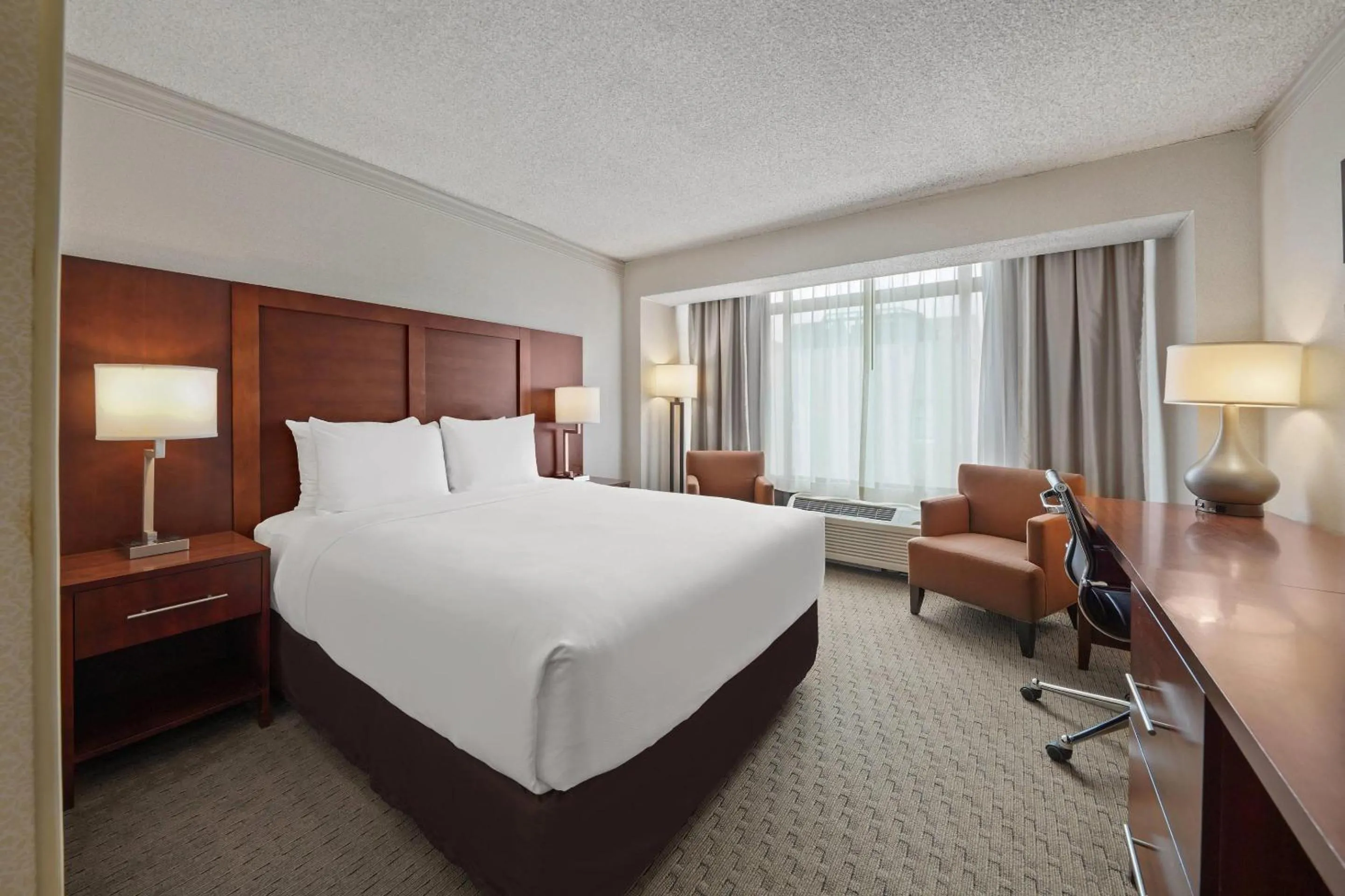 Bedroom, Bed in Comfort Inn By the Bay