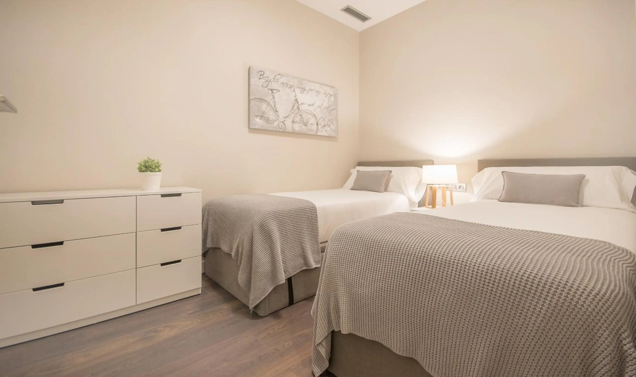 Bedroom, Bed in You Stylish City Center Apartments