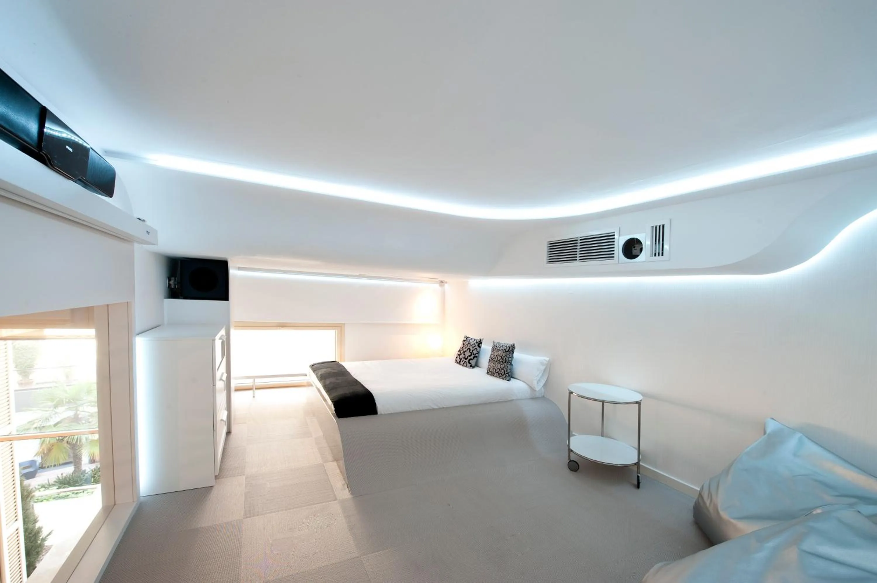 Bedroom in You Stylish City Center Apartments