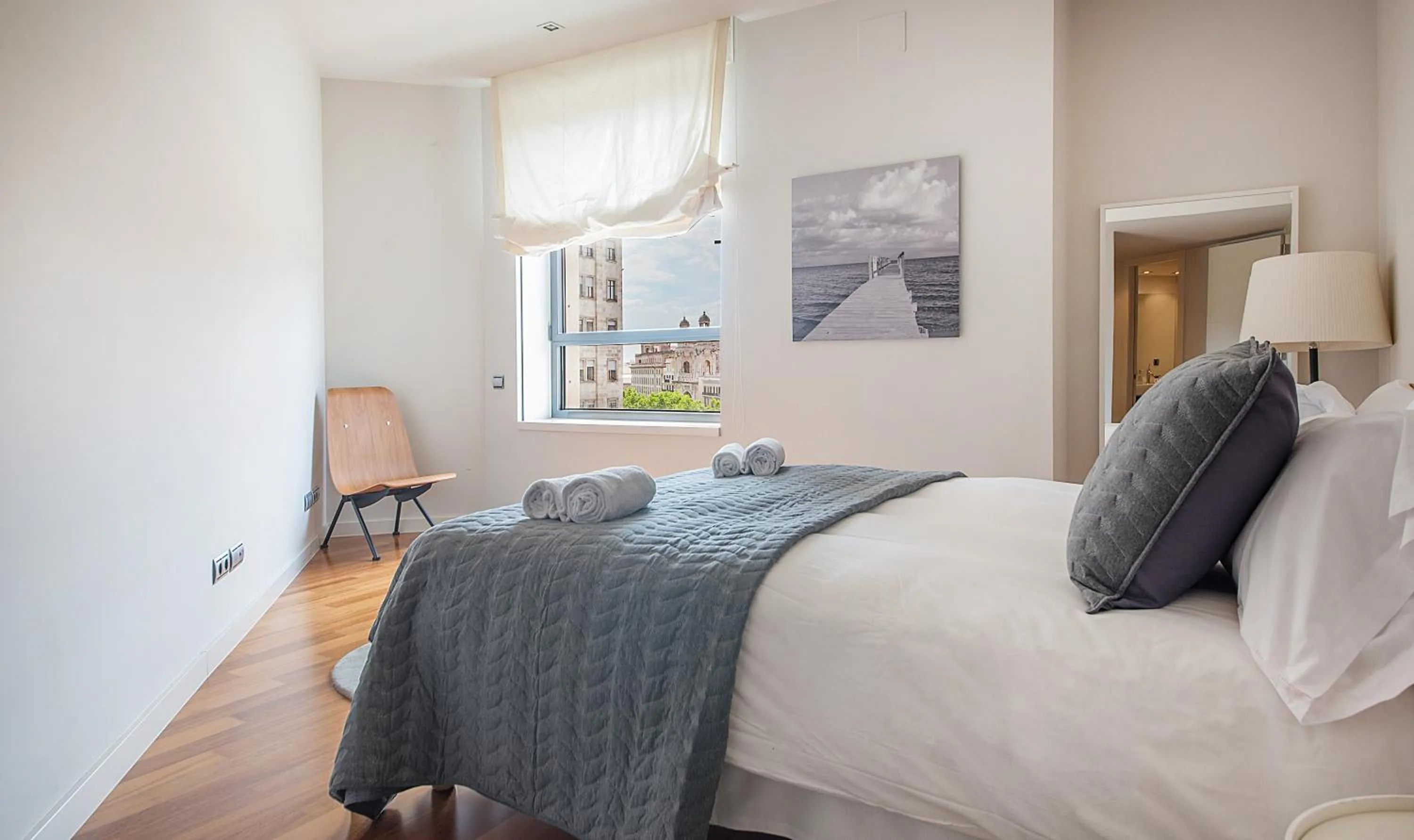 Bedroom, Bed in You Stylish City Center Apartments