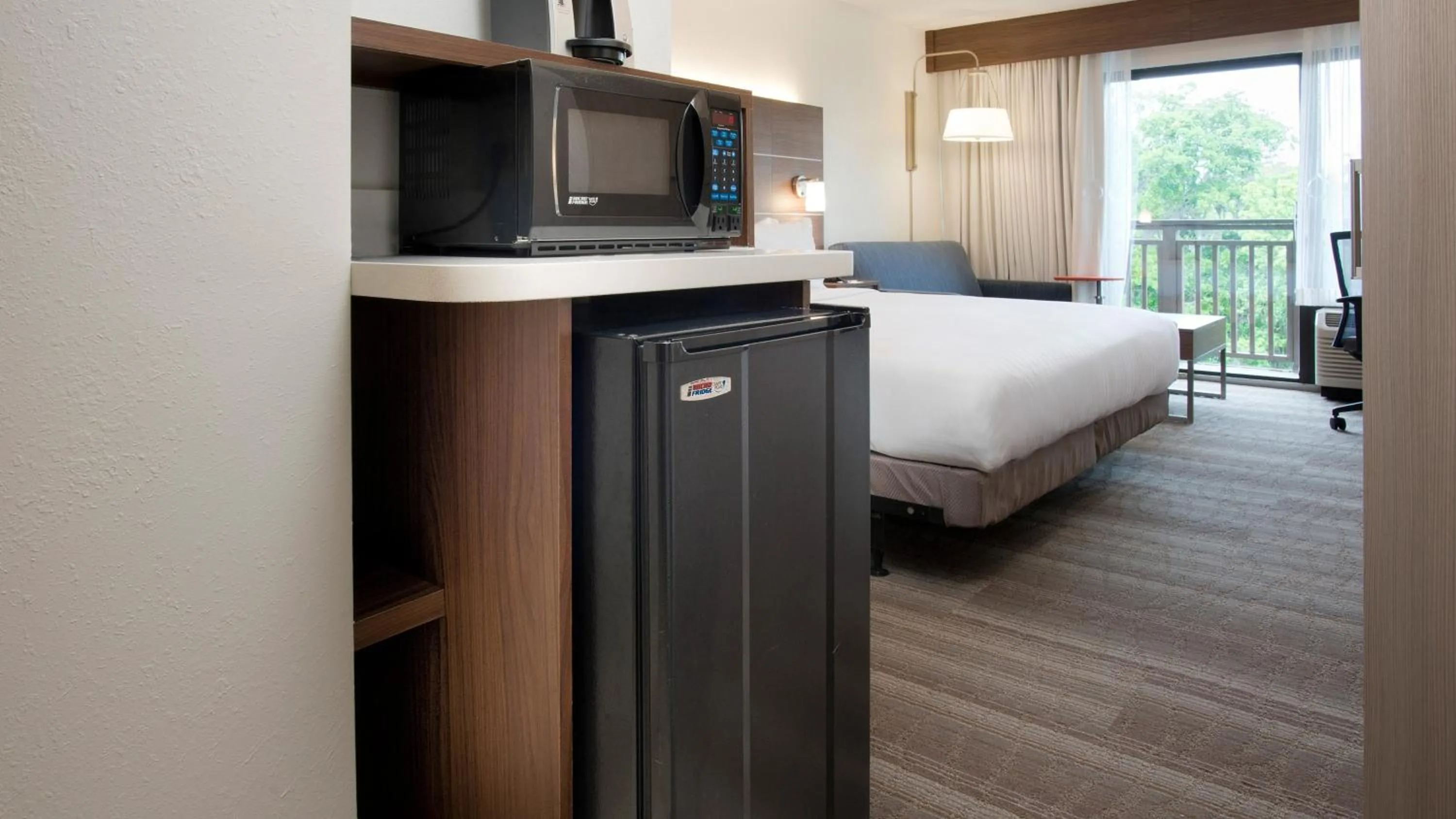 Photo of the whole room, Bed in Holiday Inn Express Hilton Head Island by IHG