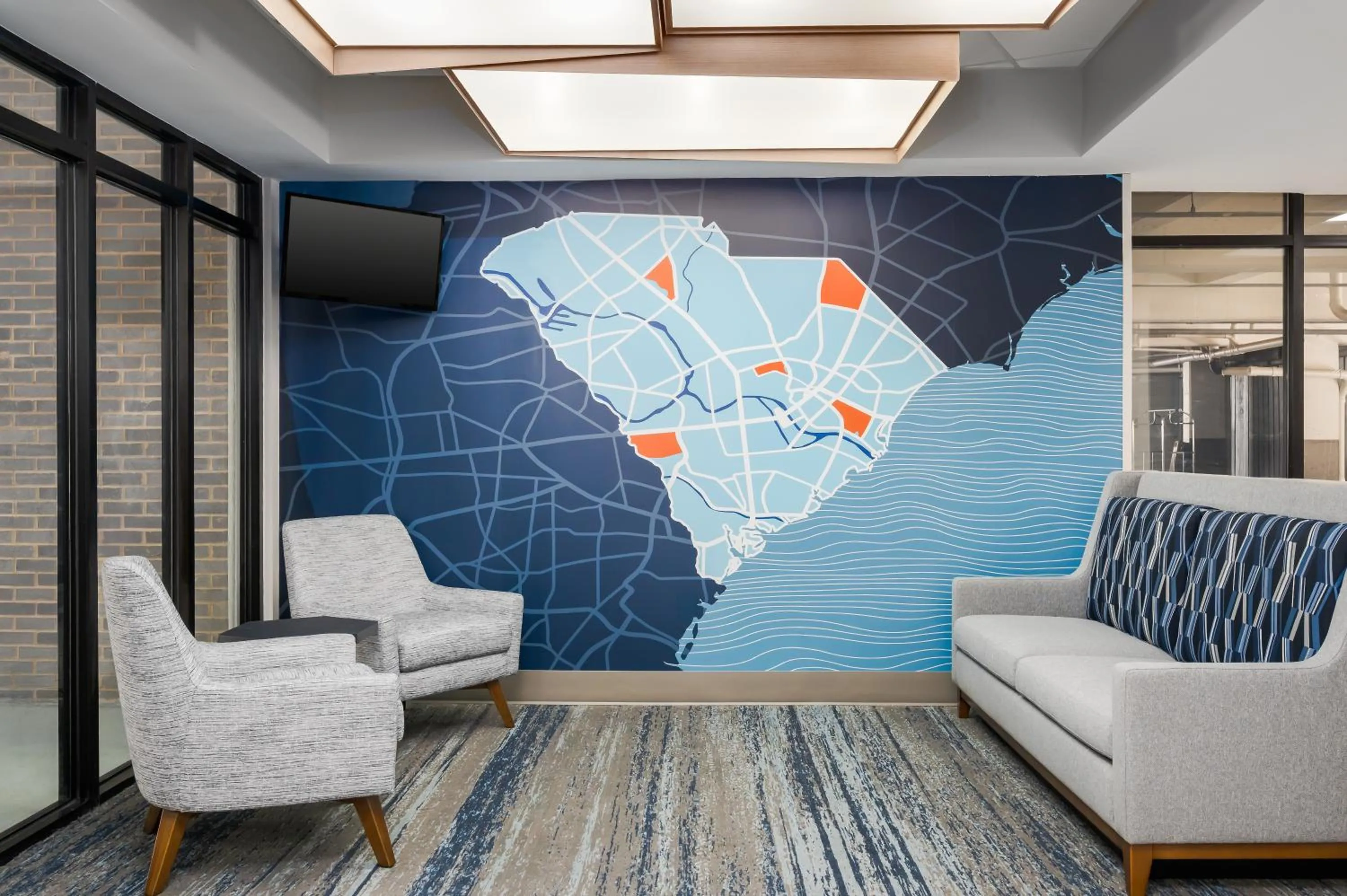 Lobby or reception in Holiday Inn Express Hilton Head Island by IHG