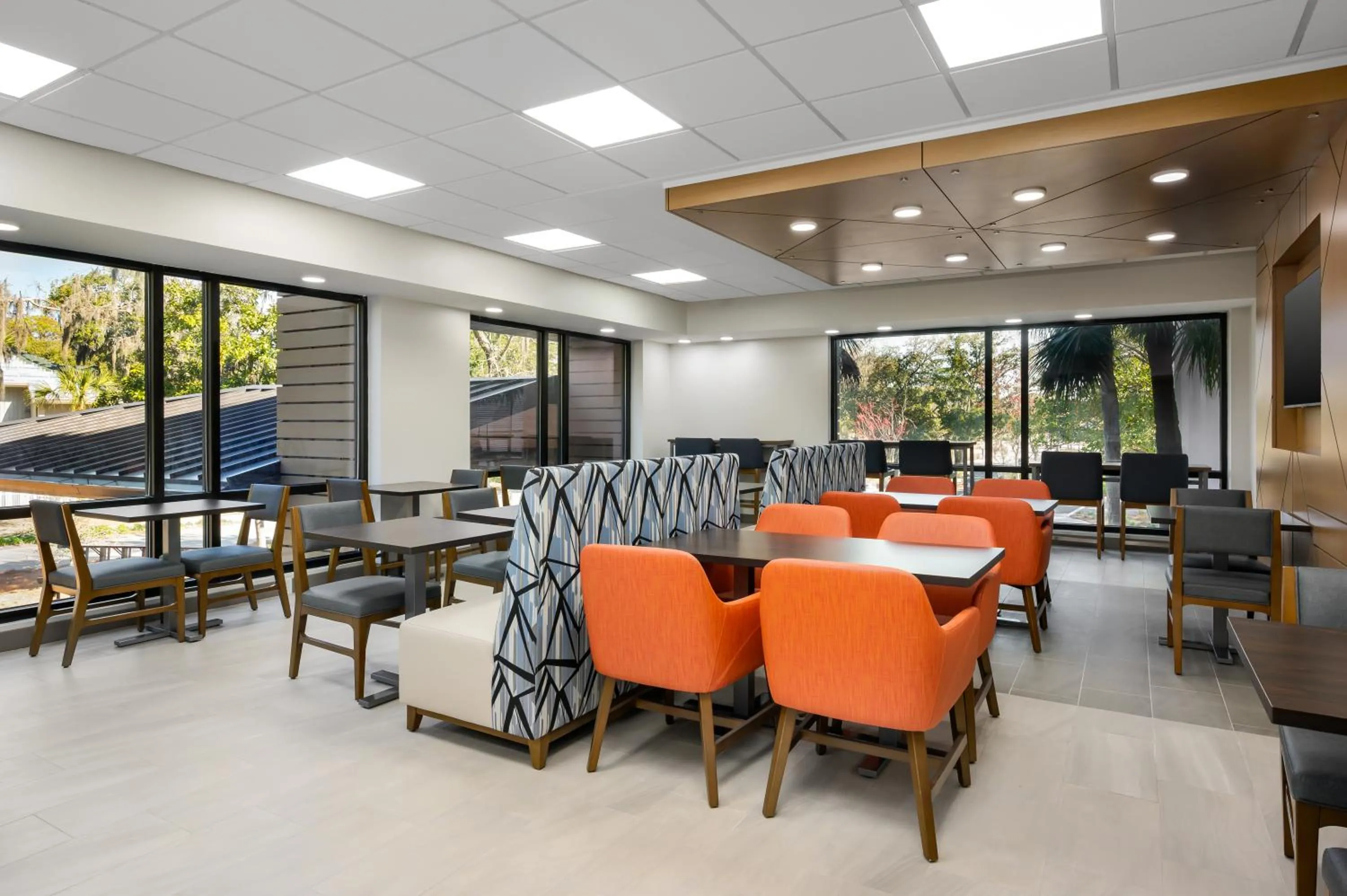 Breakfast in Holiday Inn Express Hilton Head Island by IHG