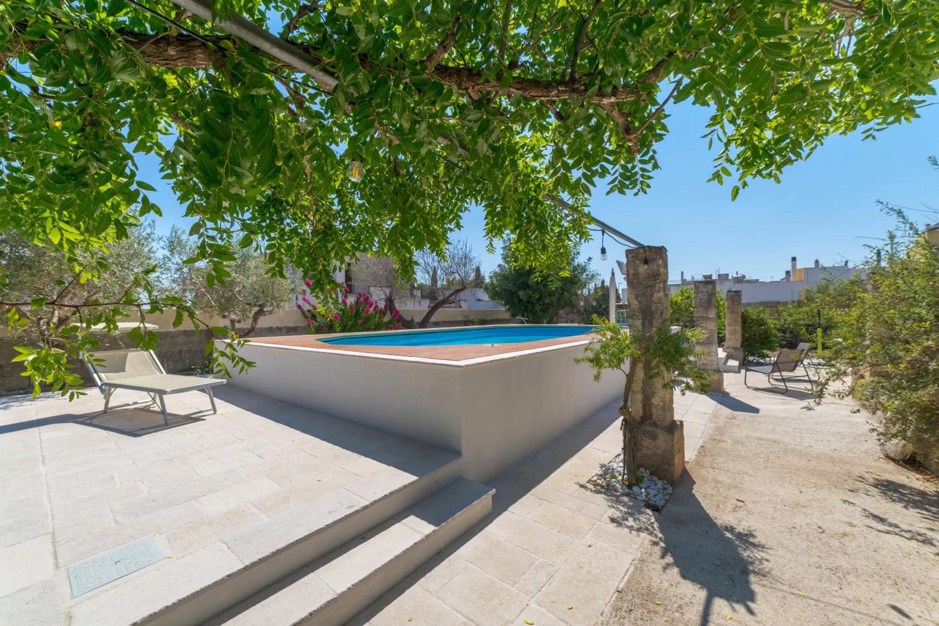Swimming pool in Masseria De Donno