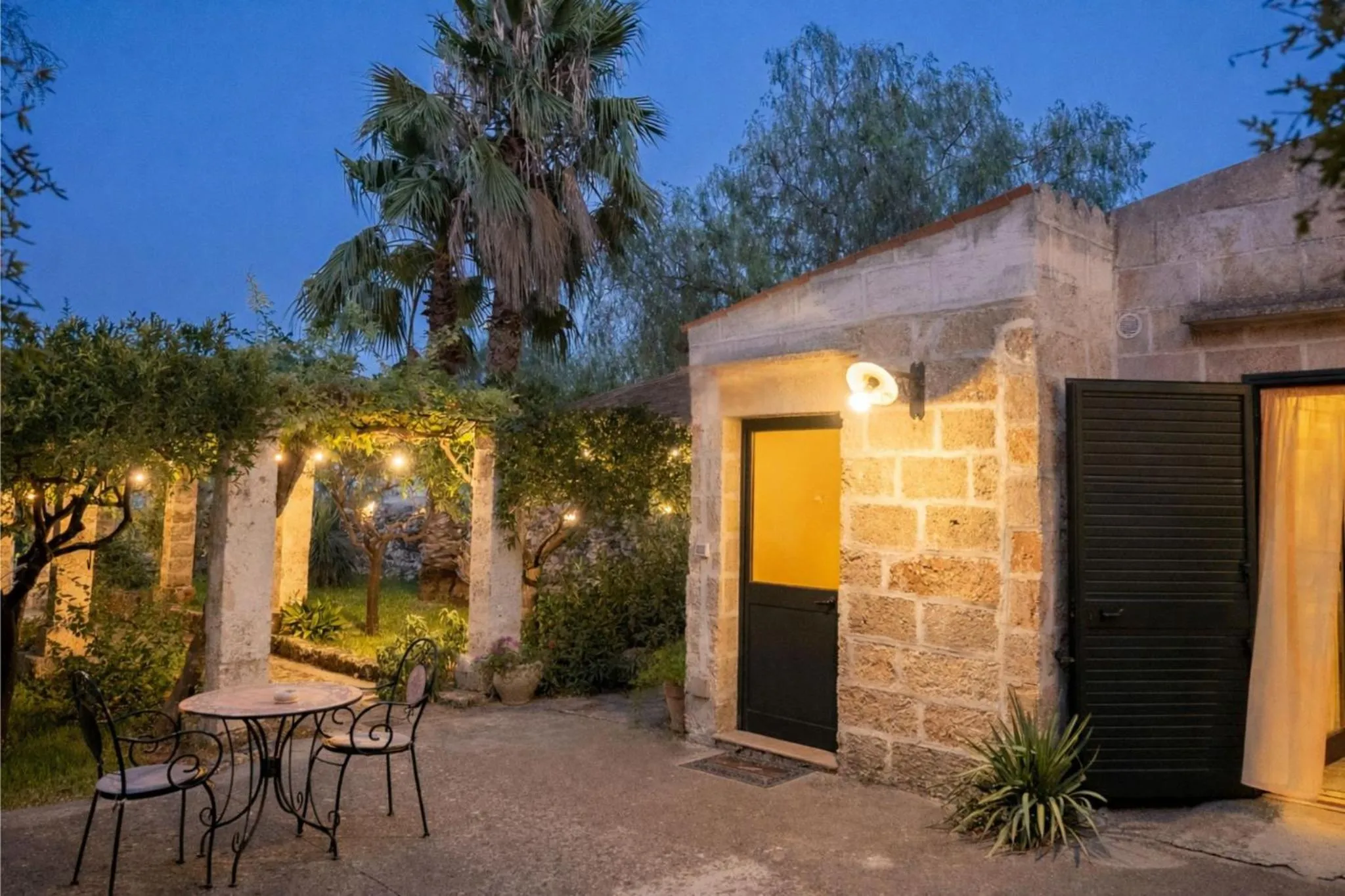 Property building in Masseria De Donno