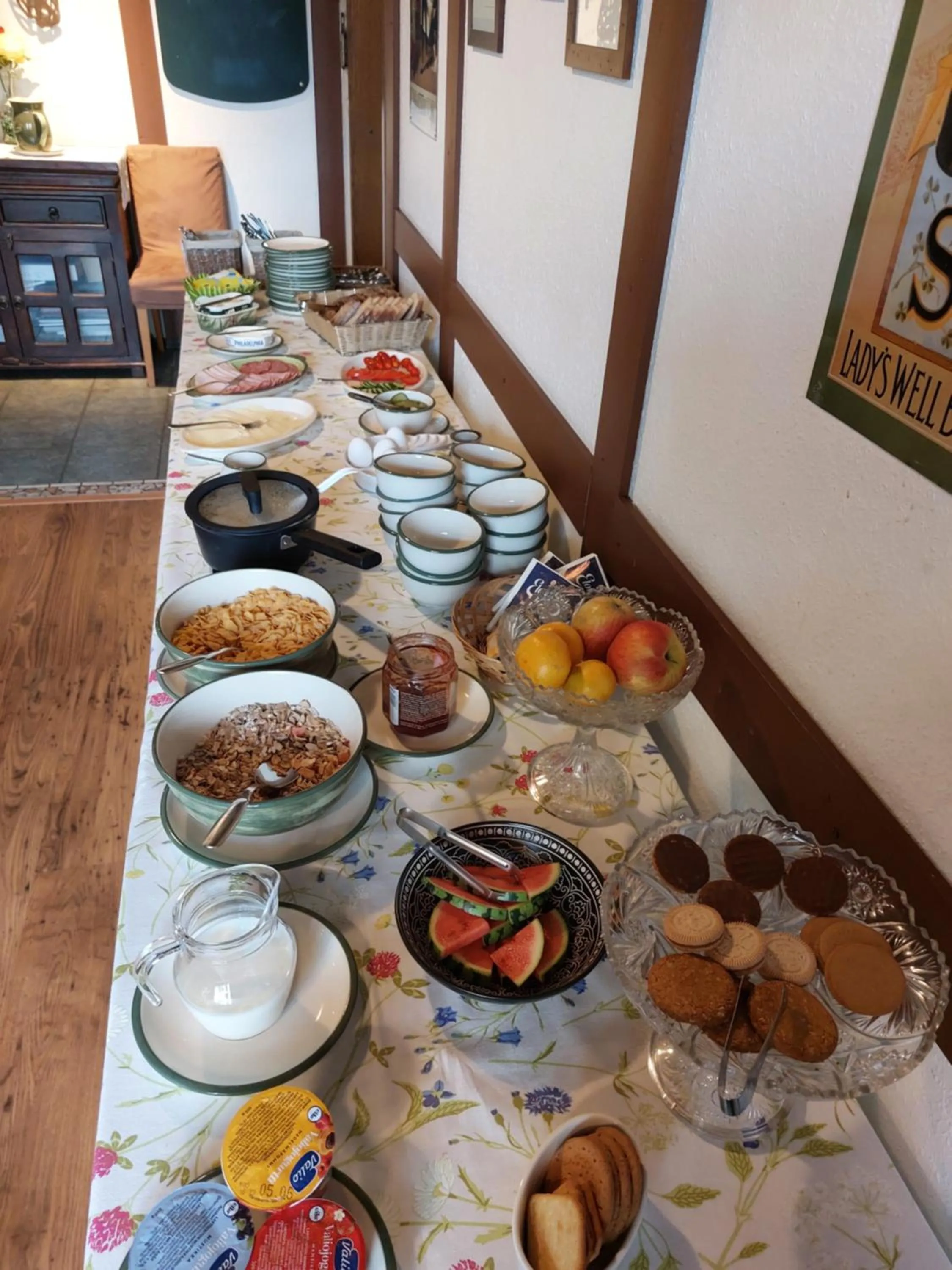 Breakfast in Cronin's Guesthouse Bed & Breakfast