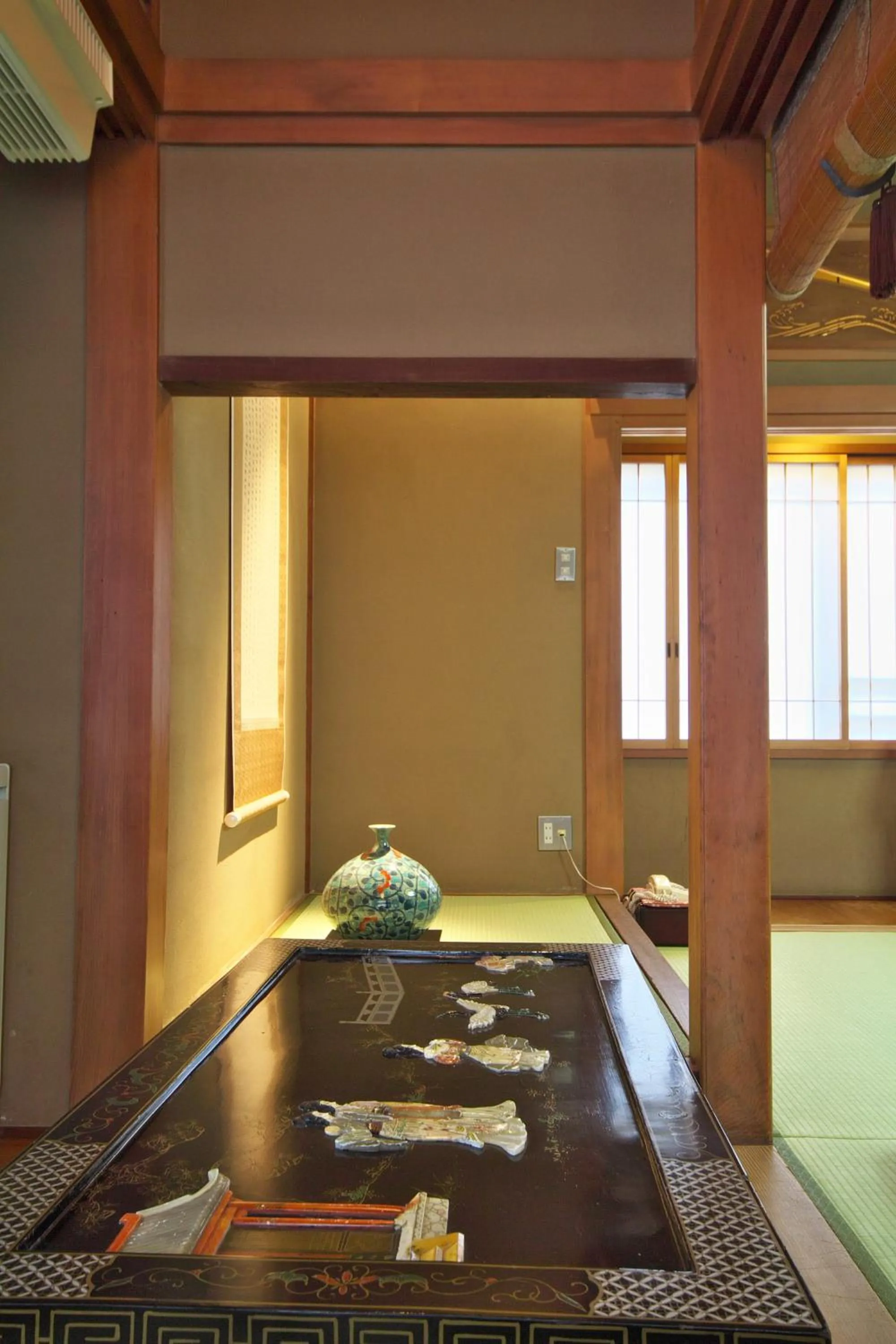 Photo of the whole room, Bed in Gyokusenkaku
