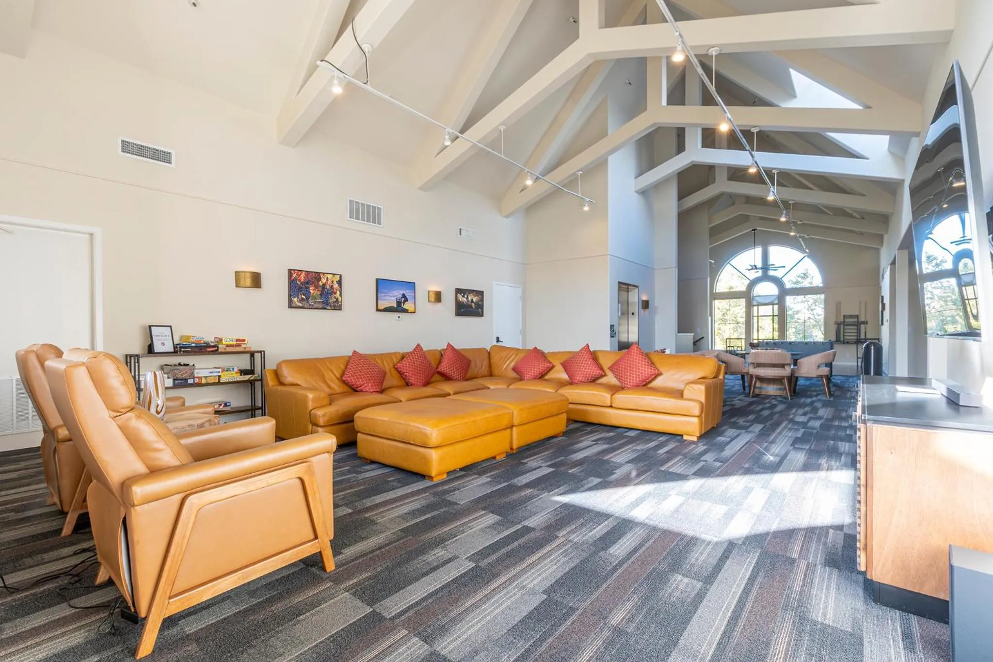 Seating area in RiverPointe Napa Valley Resort