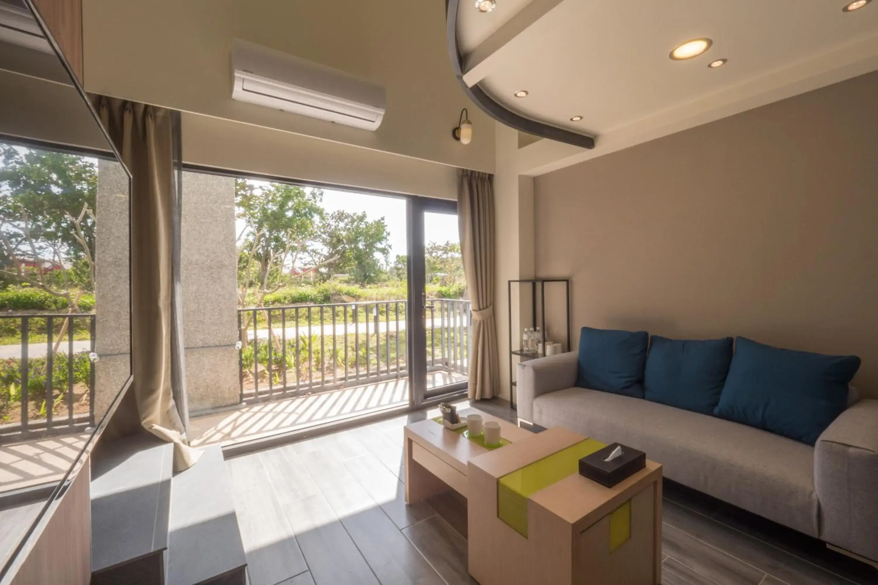 Family Room in Okra Villa Family Room in Okra Villa