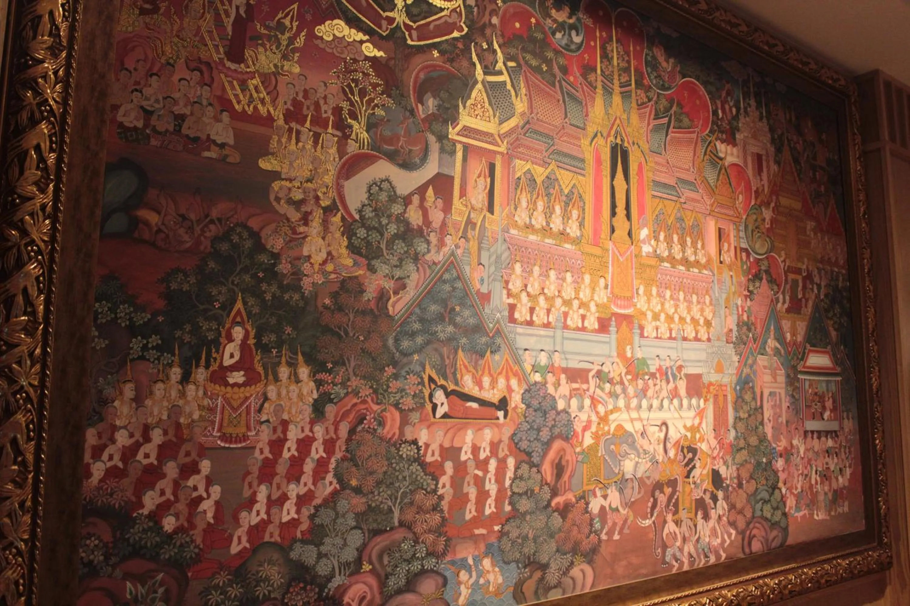 Decorative detail in Golden Foyer Suvarnabhumi Airport Hotel